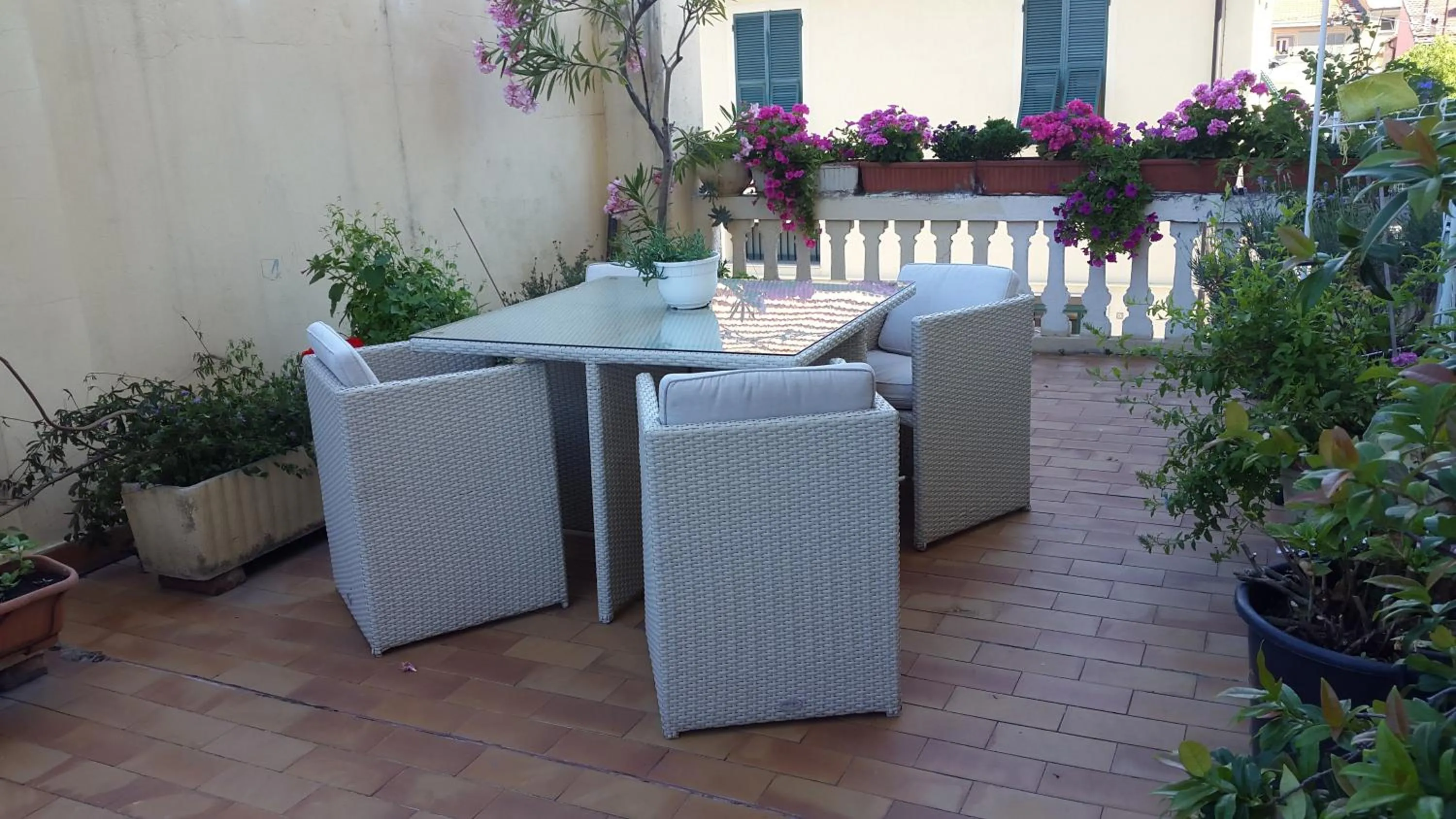 Balcony/Terrace in Albisola bed and breakfast