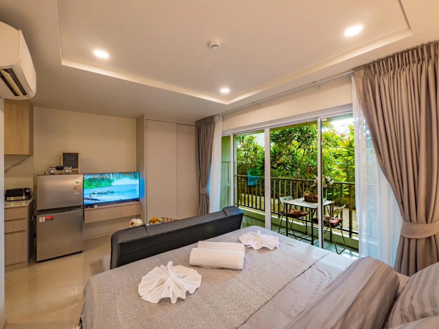 Bed in The Terraza Condotel