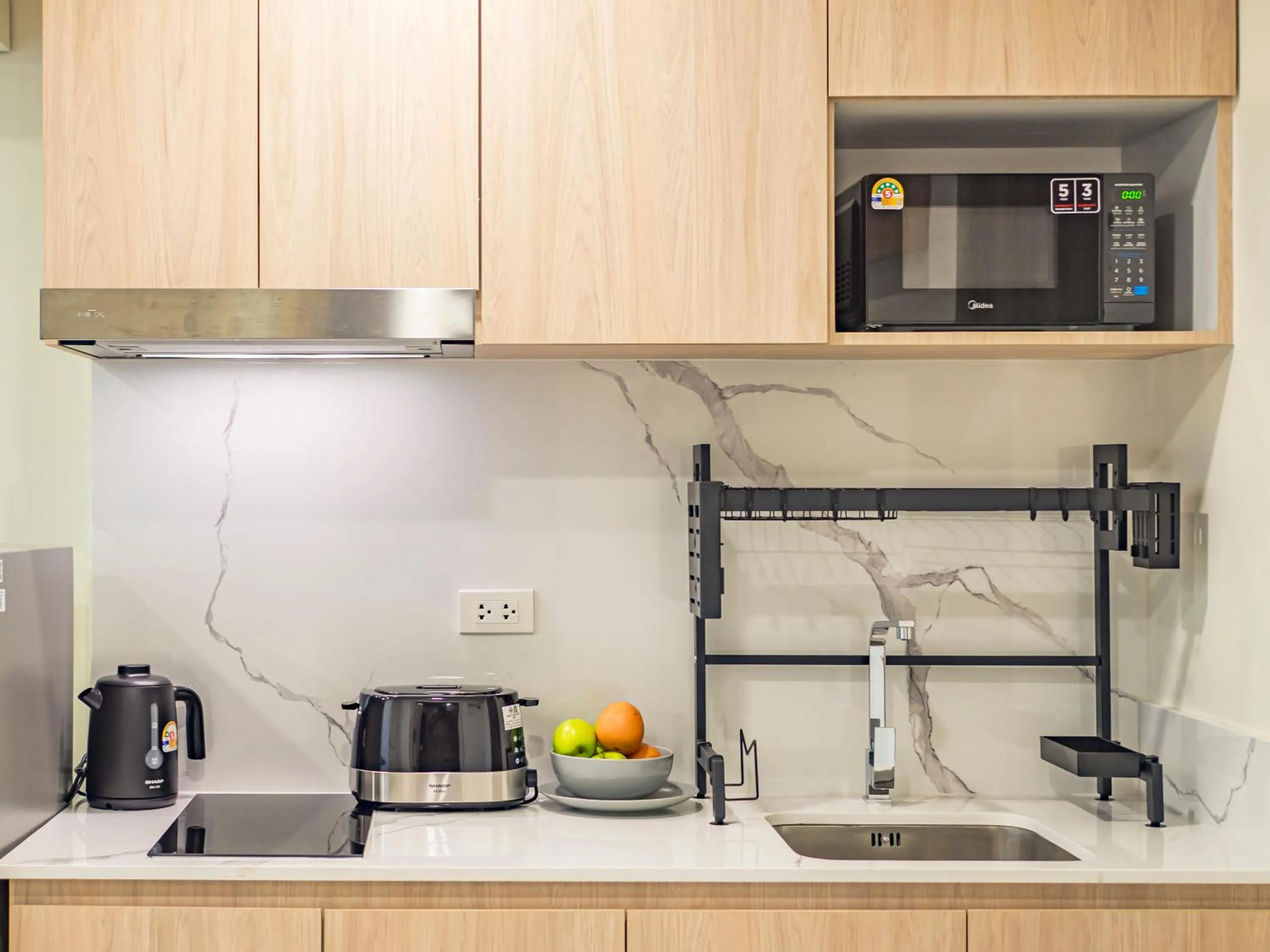 Coffee/tea facilities in The Terraza Condotel