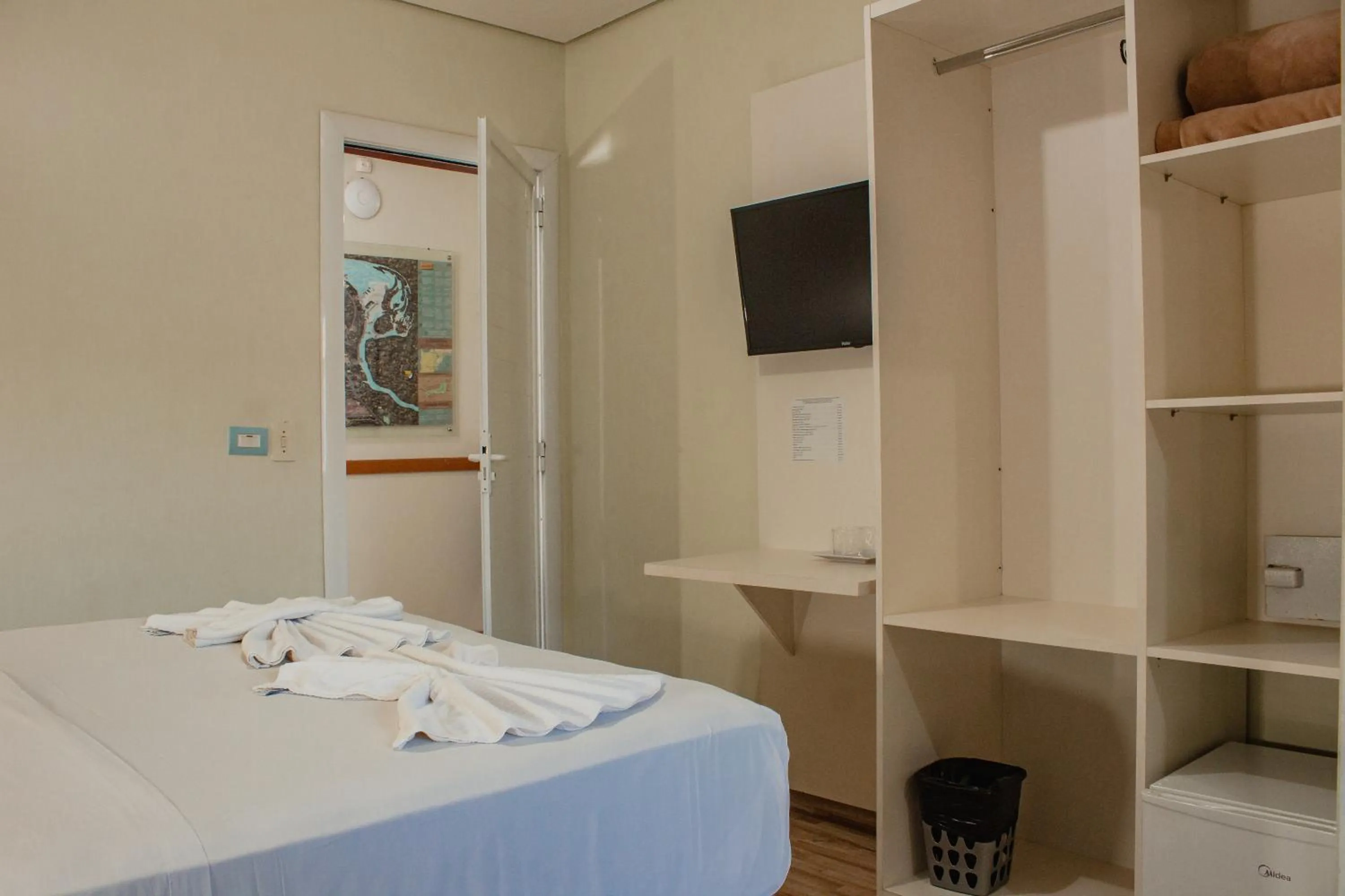 Decorative detail, Bed in Pousada Iguassu Charm Suites