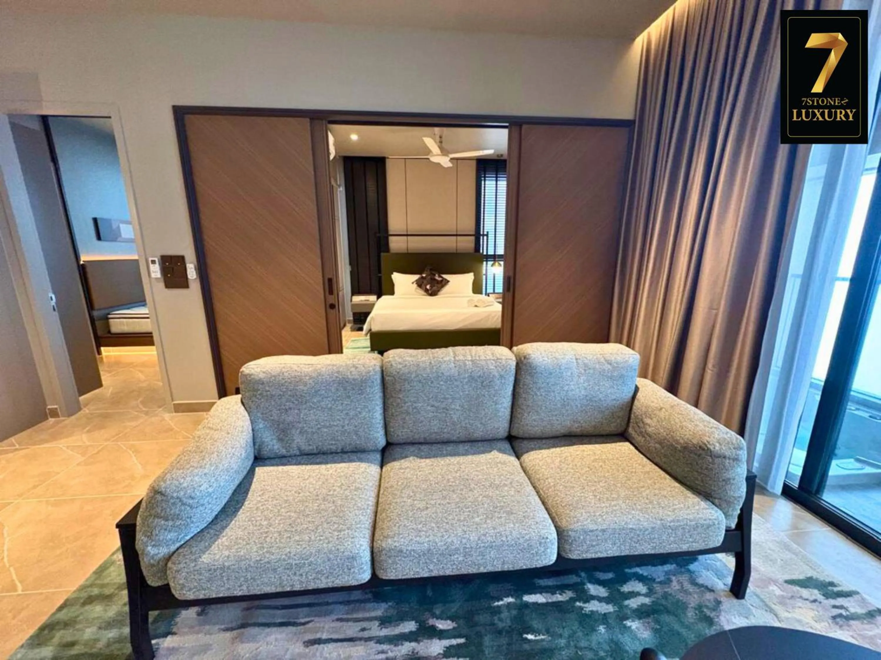 Living room, Bed in 7Stonez Luxury ANTARA RESIDENCE Genting Highlands