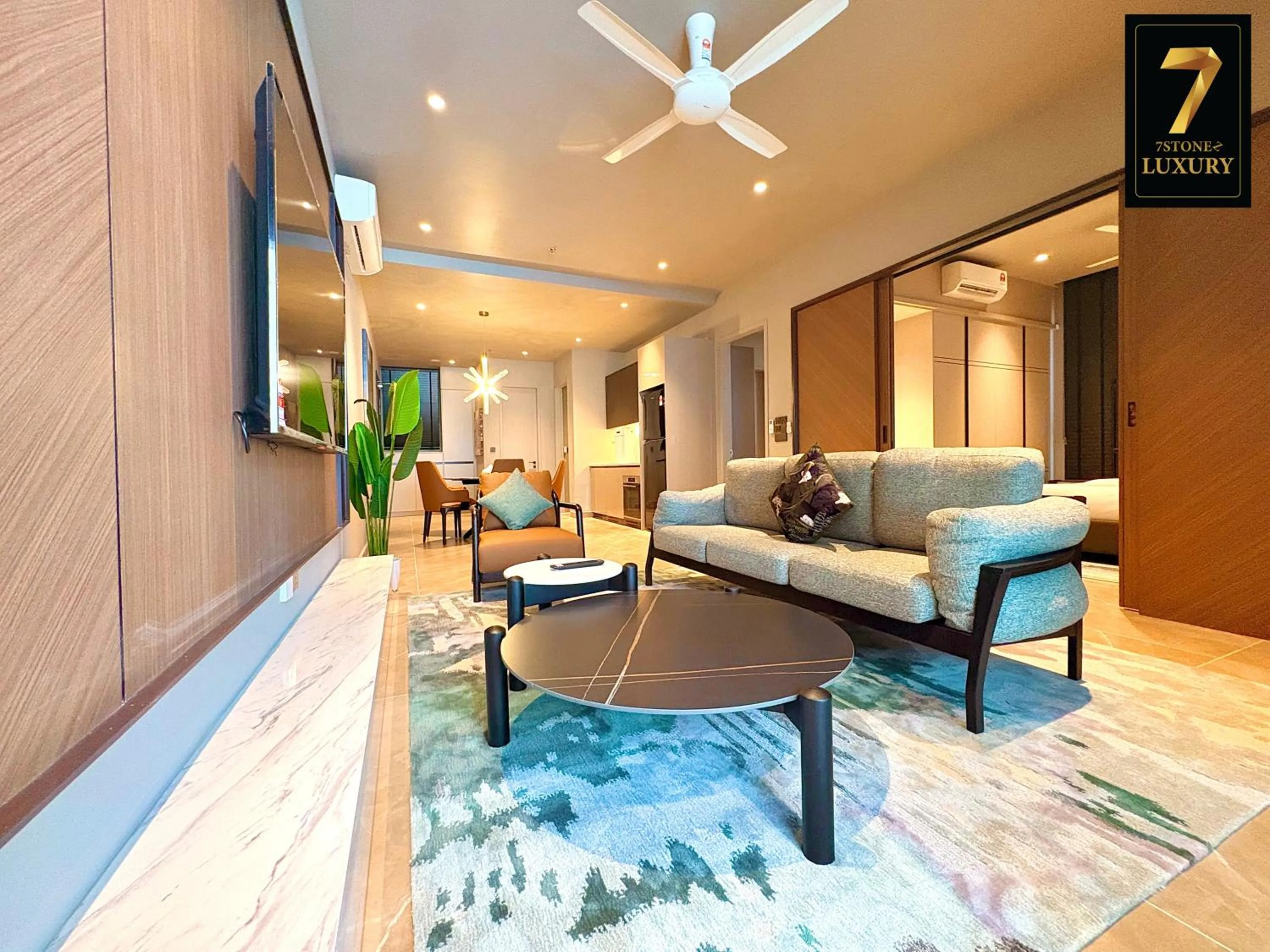 TV and multimedia in 7Stonez Luxury ANTARA RESIDENCE Genting Highlands