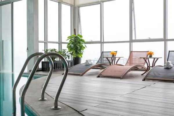 Swimming pool in Lancaster Hanoi Service Apartment