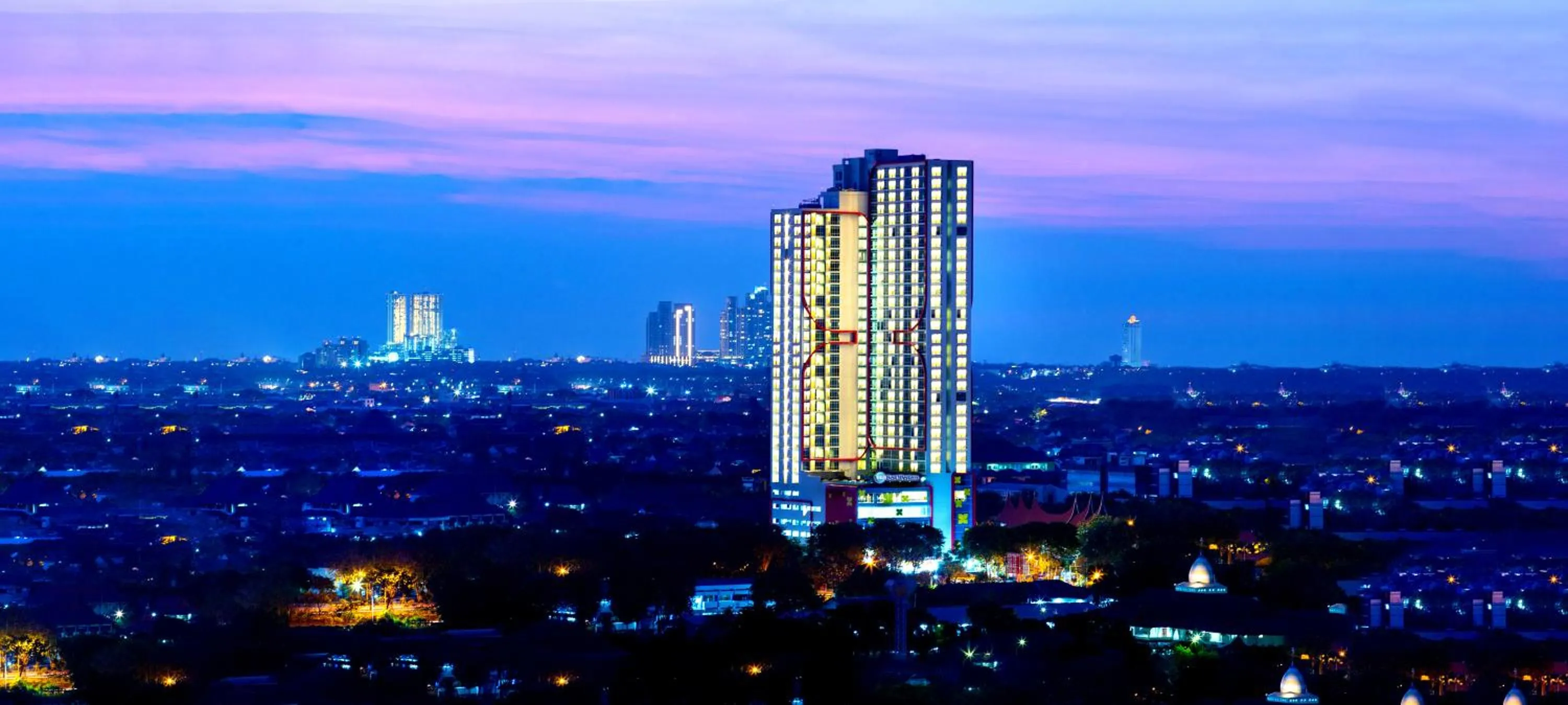 Property building in Best Western Papilio Hotel