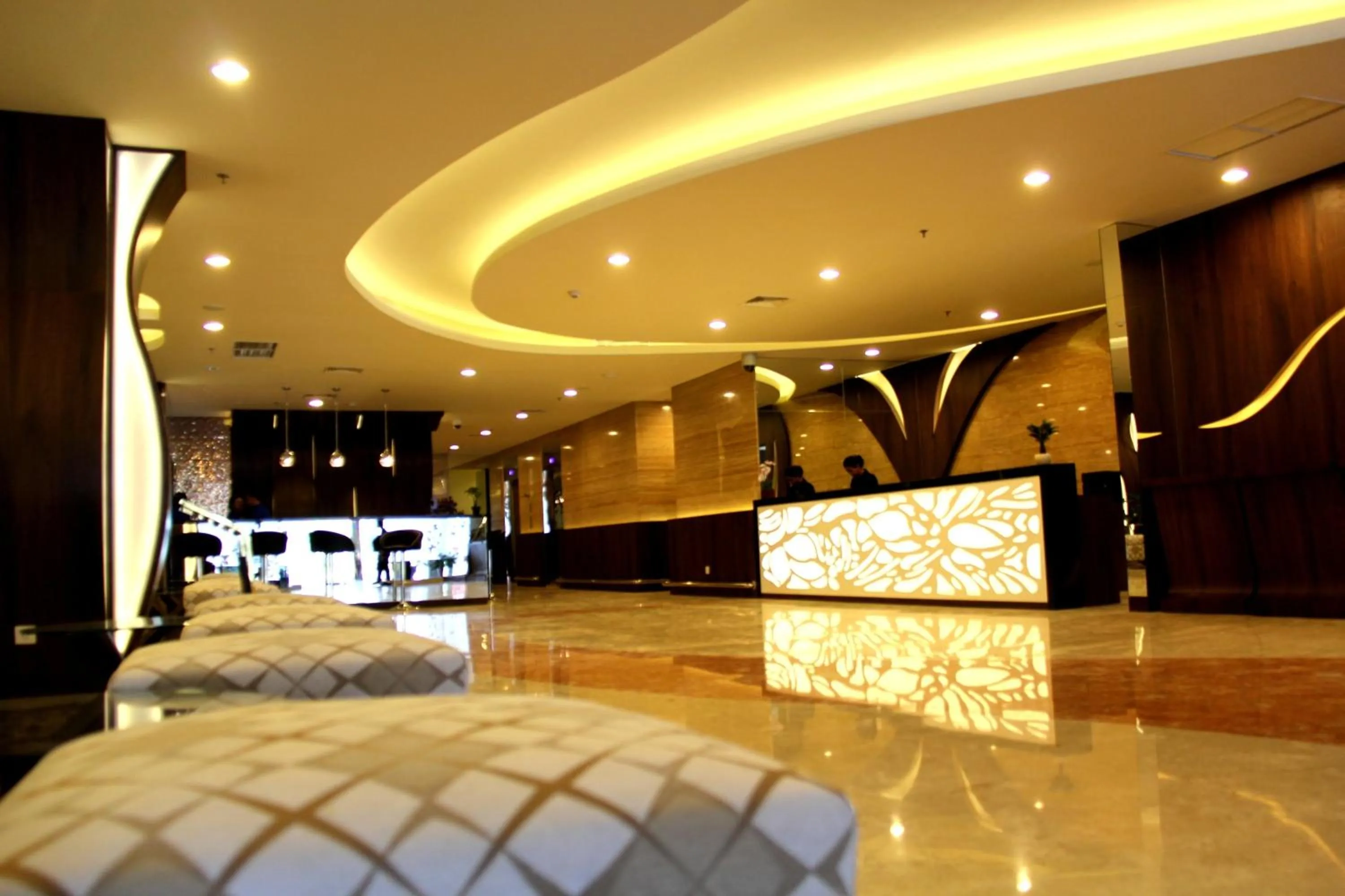 Lobby or reception in Best Western Papilio Hotel