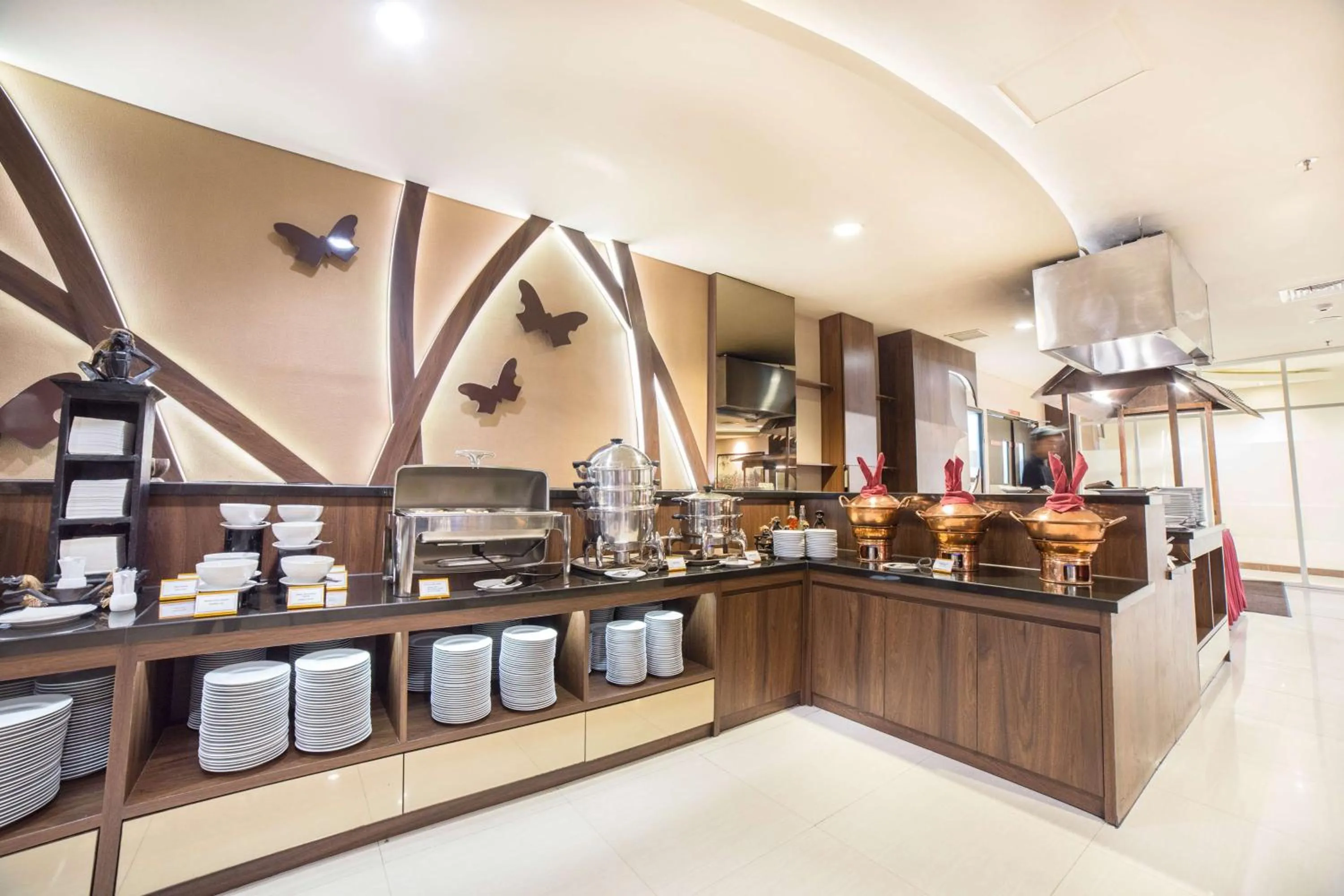 Restaurant/places to eat in Best Western Papilio Hotel