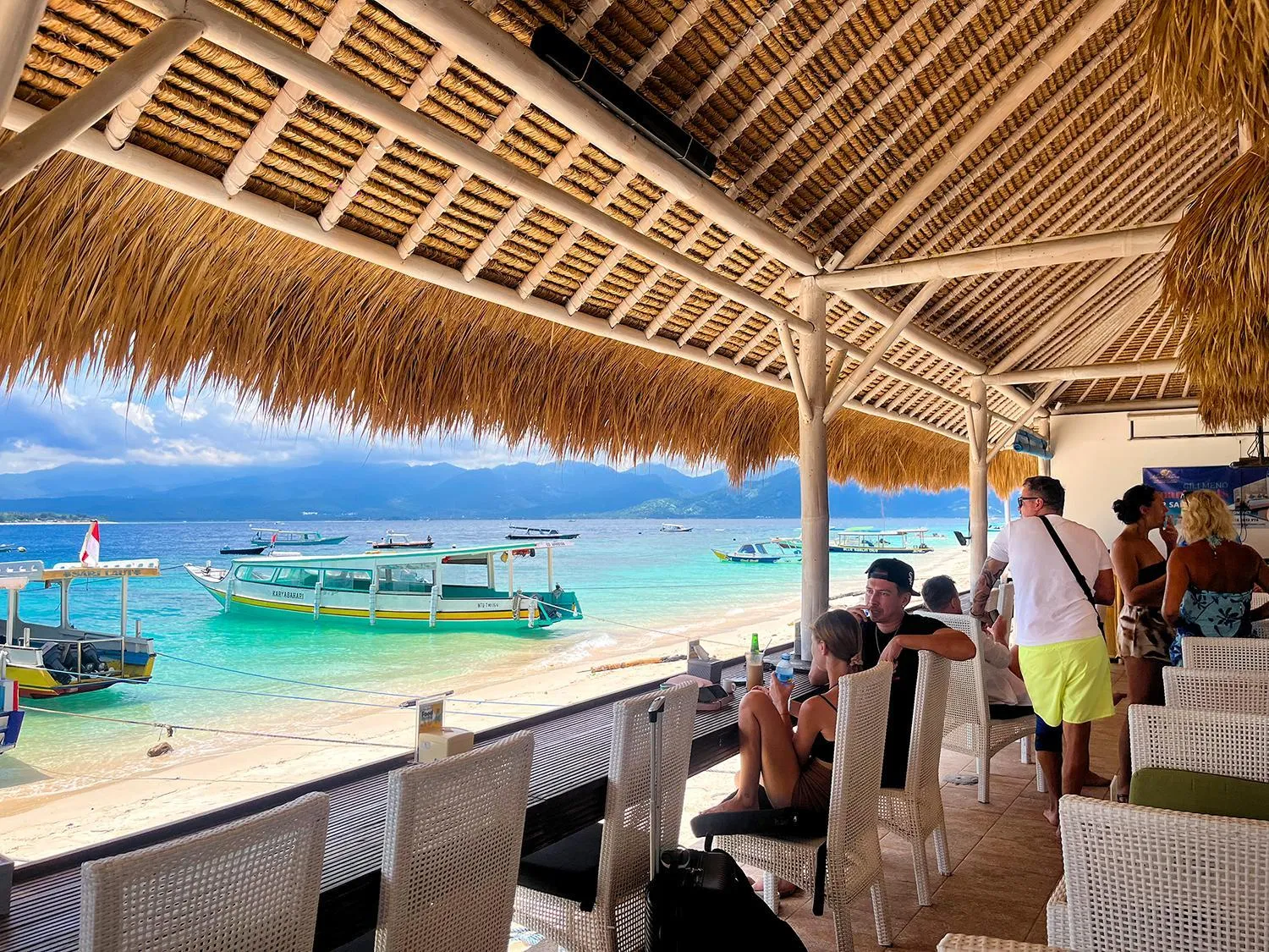 Restaurant/places to eat in Kura Kura Resort Gili Meno