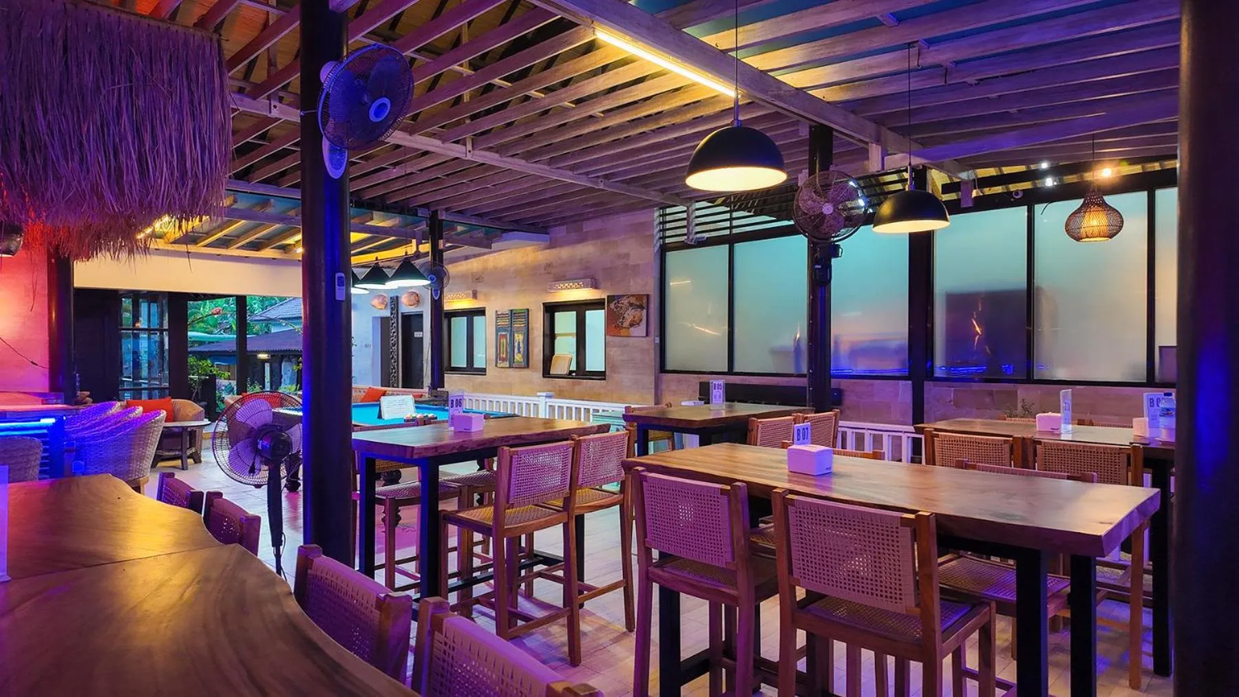 Restaurant/places to eat in Kura Kura Resort Gili Meno