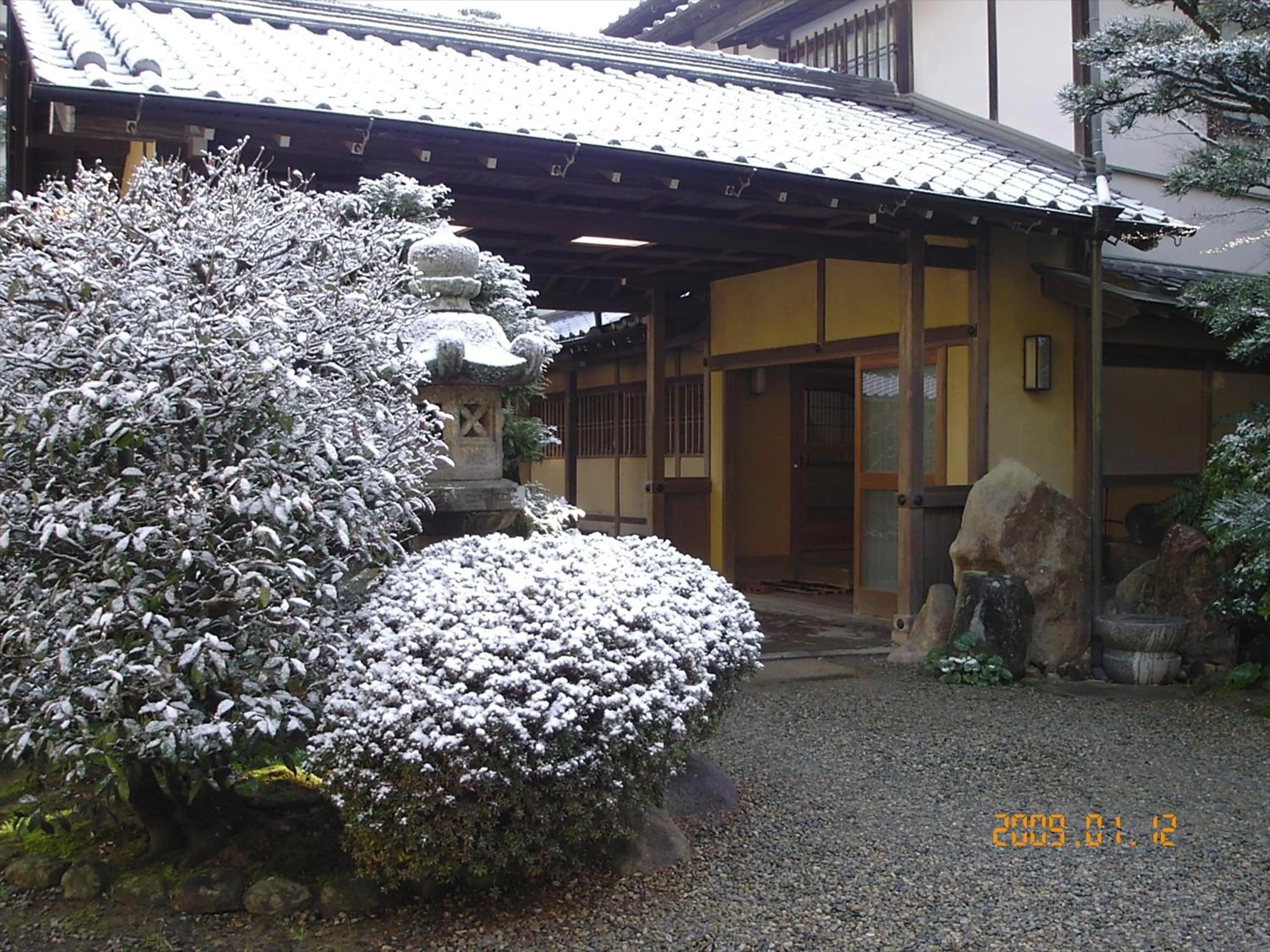 Facade/entrance in Sansuien