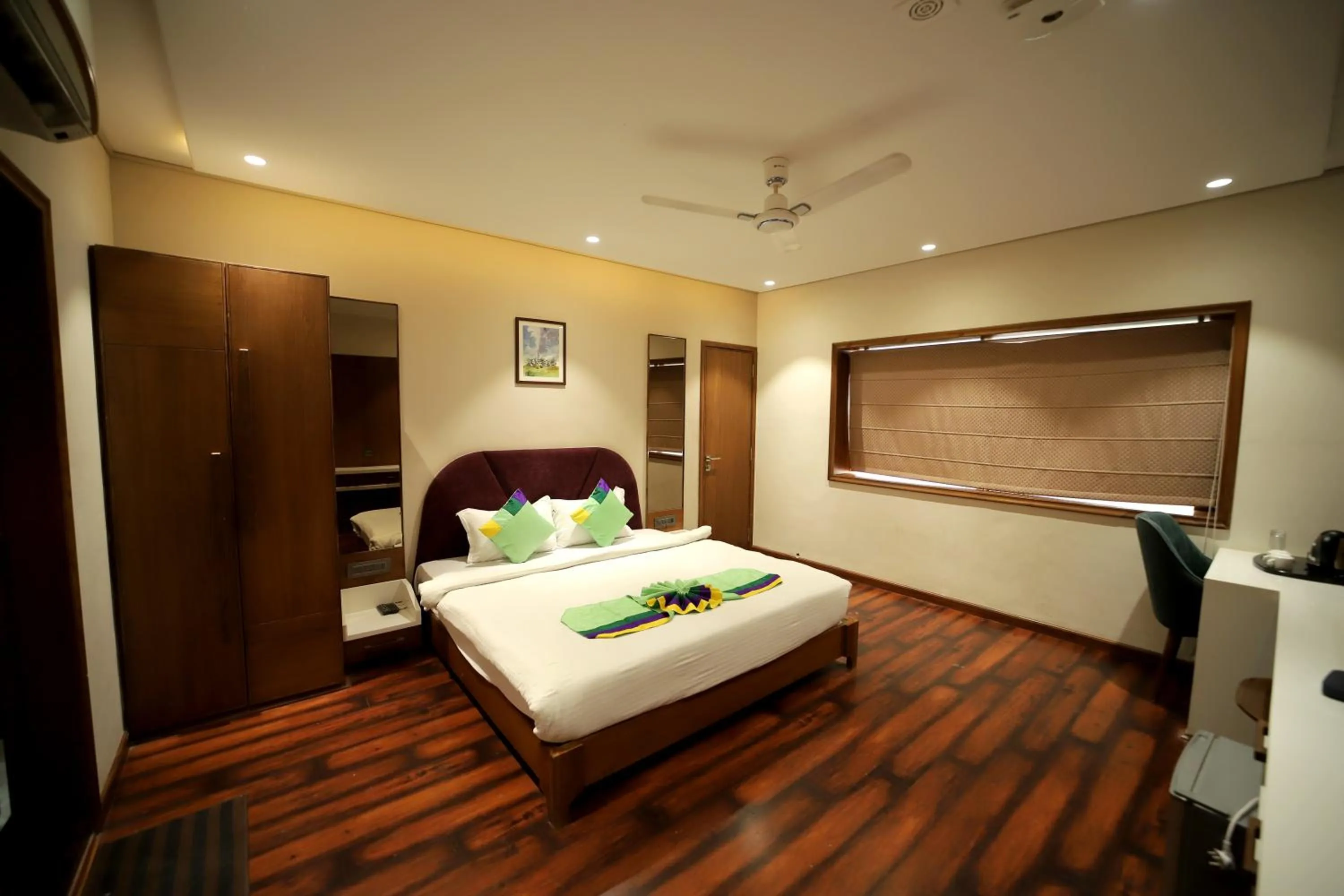 Photo of the whole room, Bed in Staykart Z