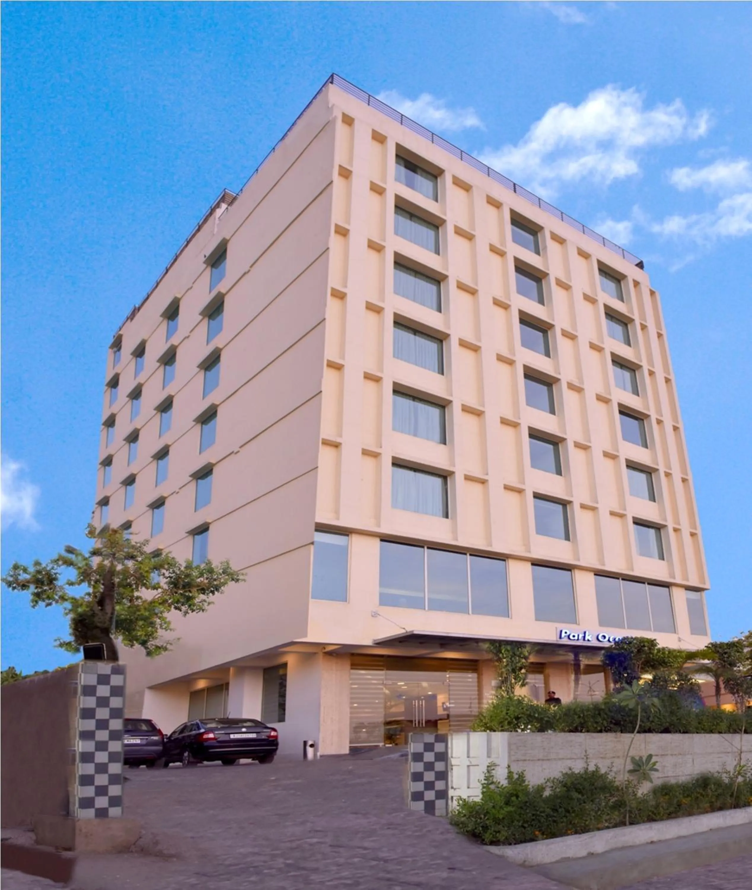 Property building in Park Ocean