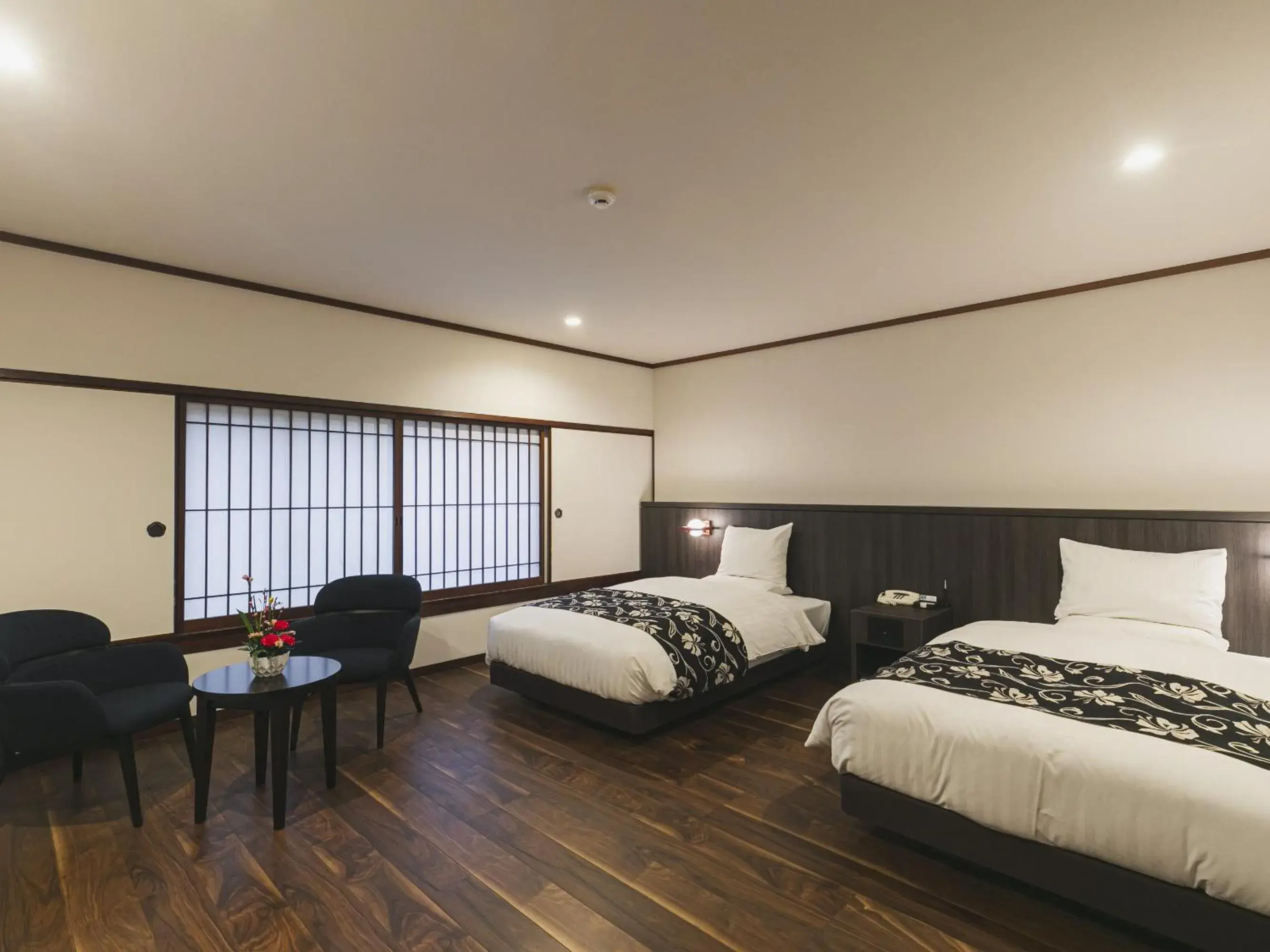 Superior Twin Room in Hamilton Ureshino Superior Twin Room in Hamilton Ureshino