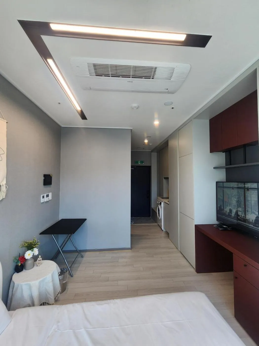 Bed in The Bayment Residence