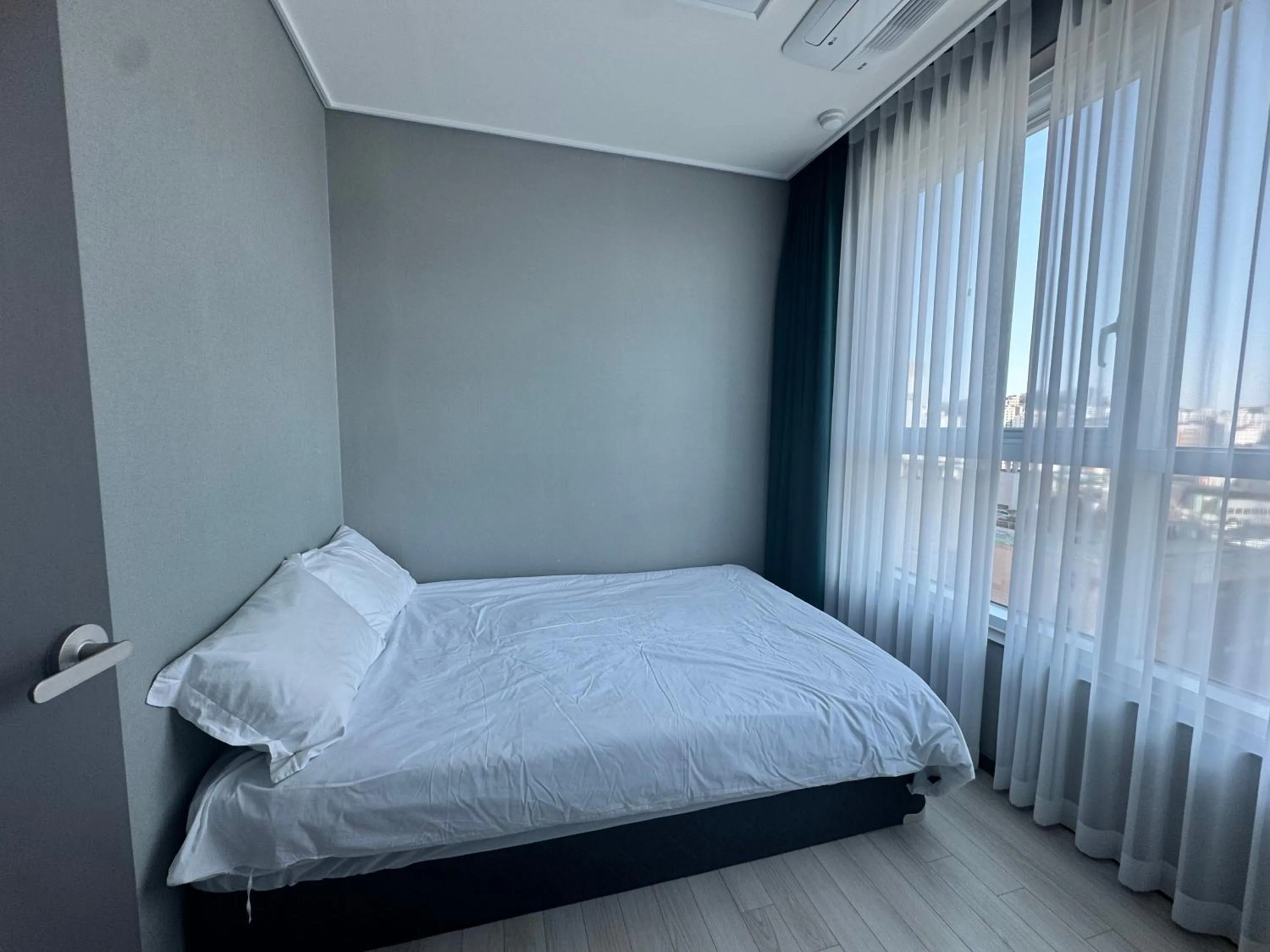 Bed in The Bayment Residence