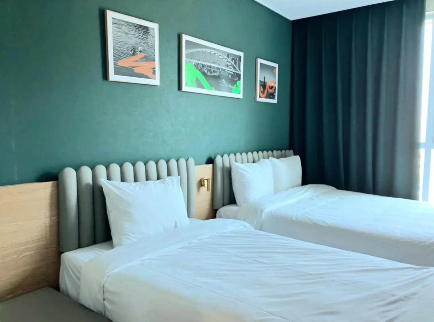 Bed in The Bayment Residence