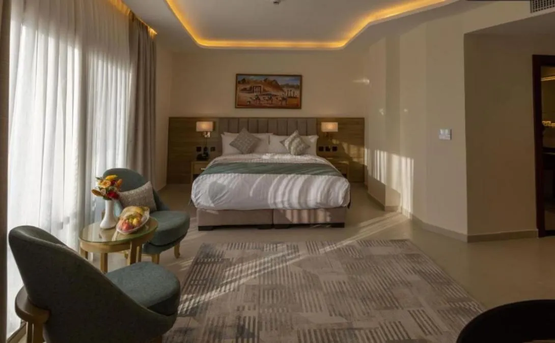 Bedroom, Bed in Petra Legacy Luxury
