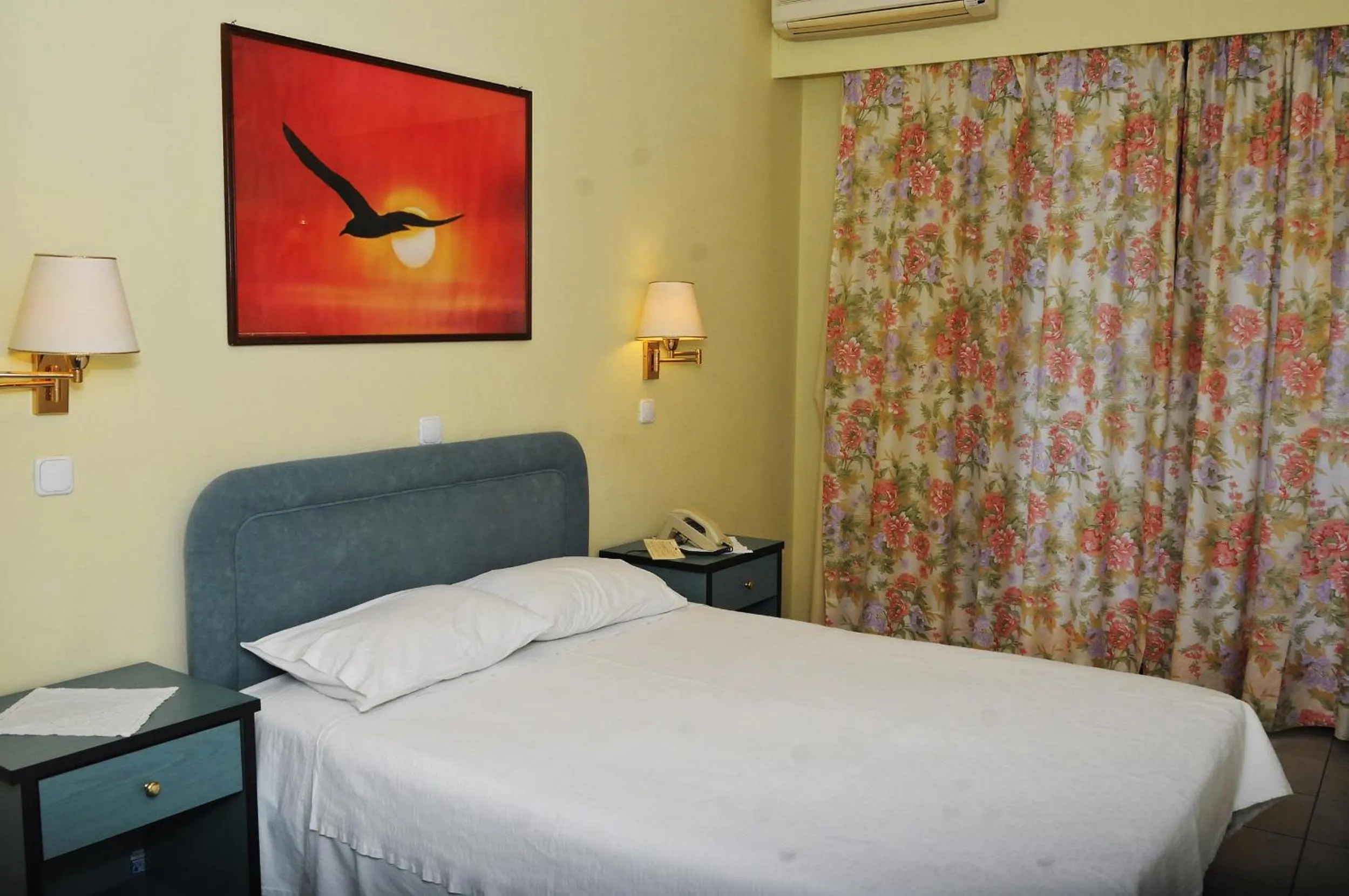 Photo of the whole room, Bed in Amvrakia Hotel