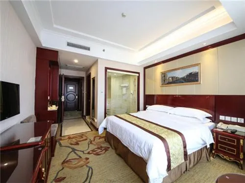Bed in Vienna Hotel Shanghai Hongqiao Convention & Exhibition Center