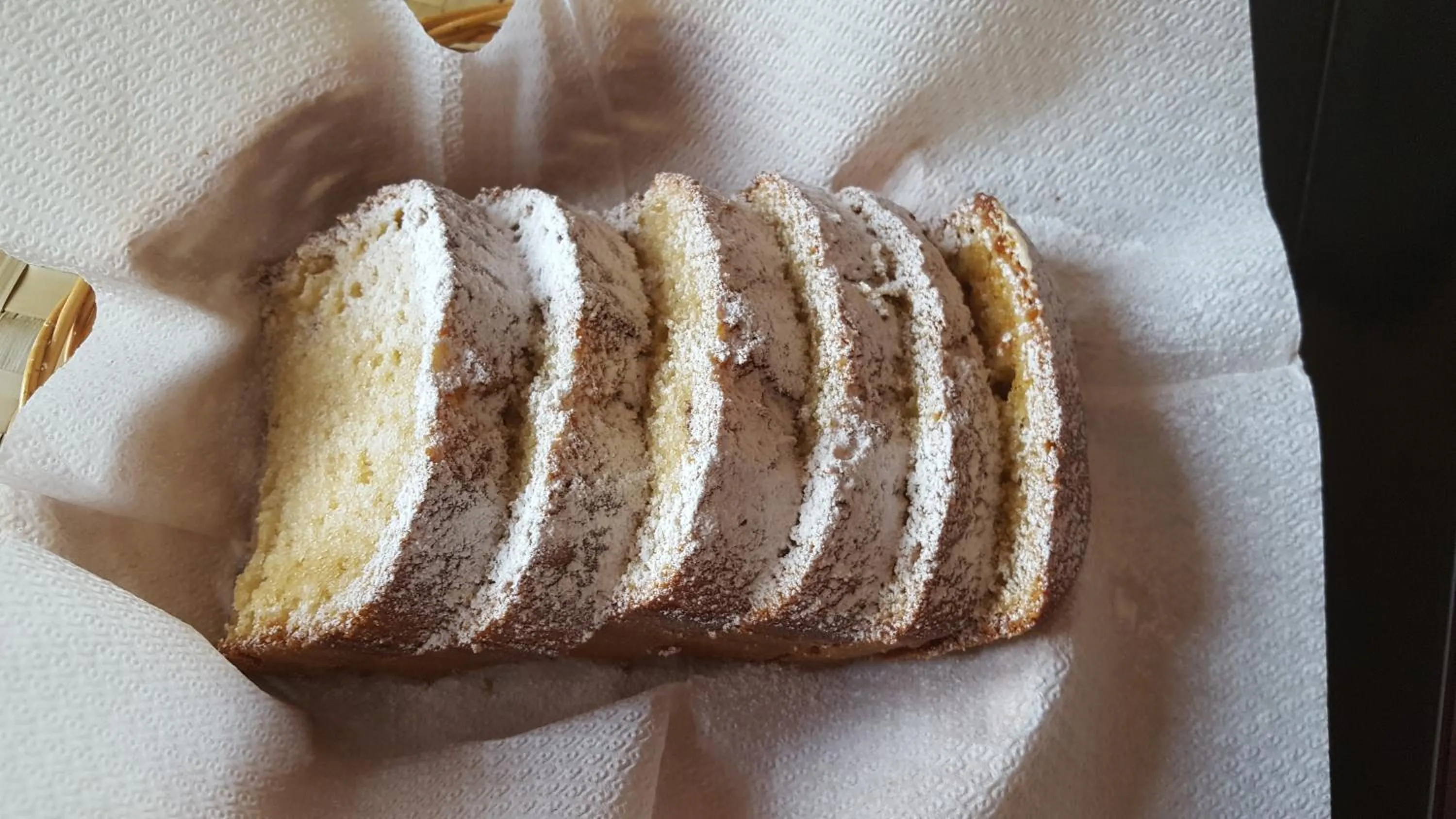 Italian breakfast in Villa Erry