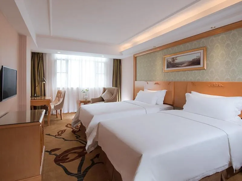 Vienna Hotel Guangzhou Tianhe Bus Station