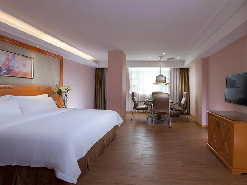 Vienna Hotel Guangzhou Tianhe Bus Station