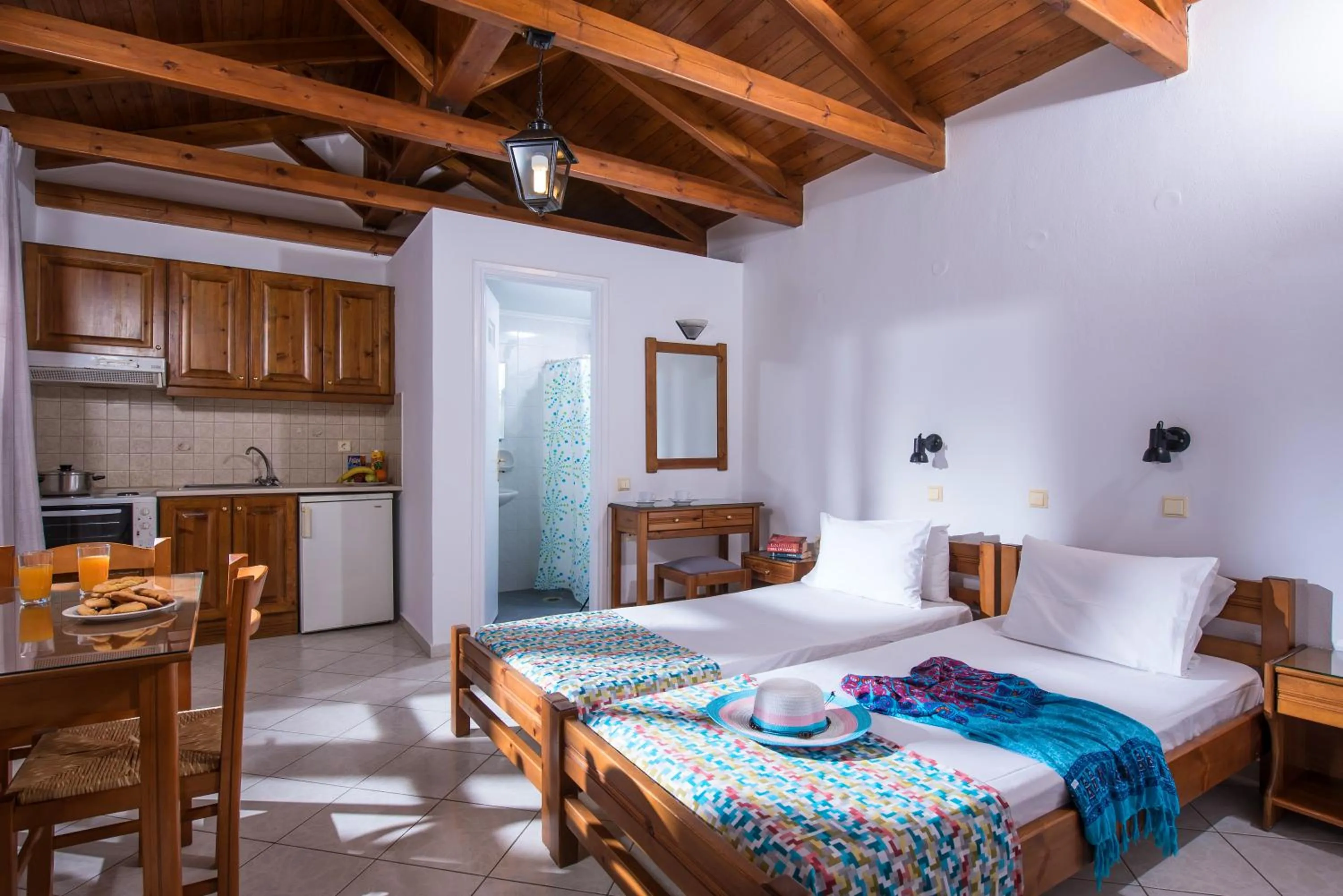 Photo of the whole room, Bed in Rena Apartments