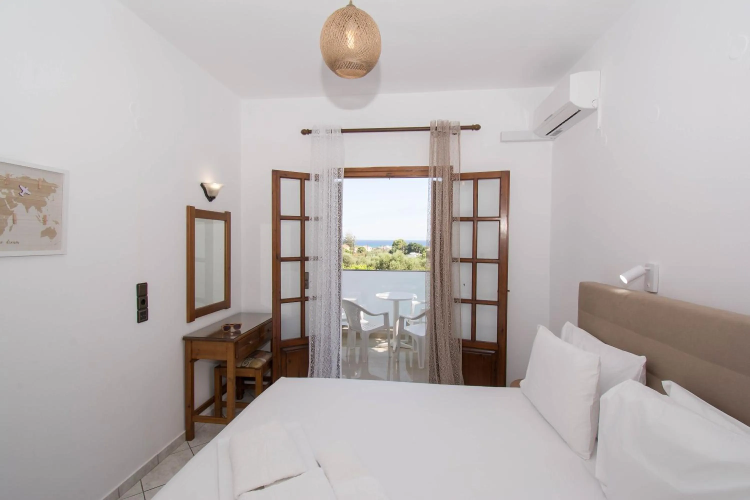 Bedroom, Bed in Rena Apartments