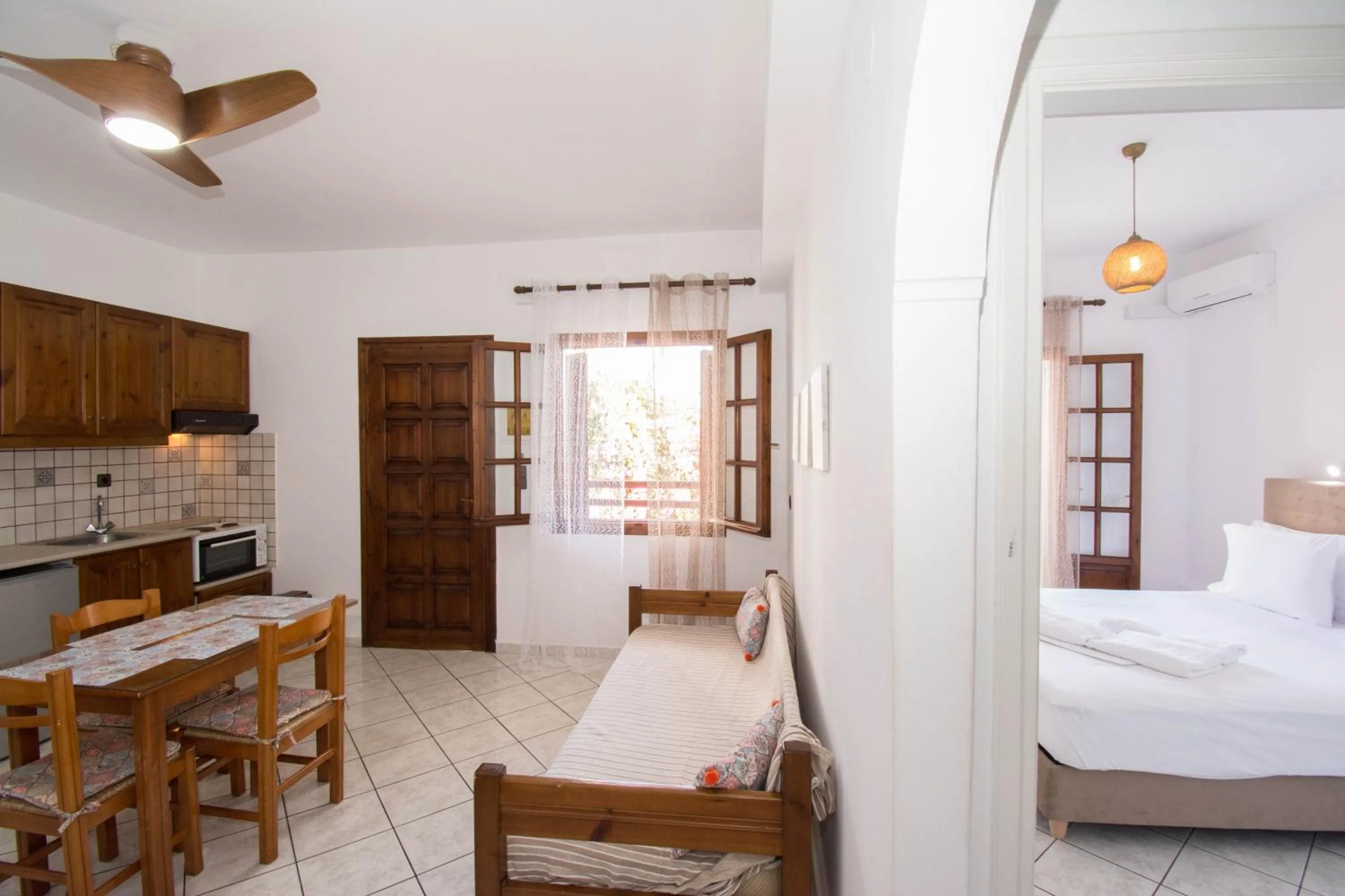 View (from property/room), Bed in Rena Apartments