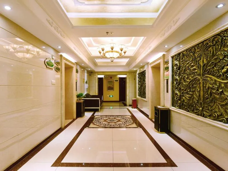 Vienna Hotel Shenzhen Railway station