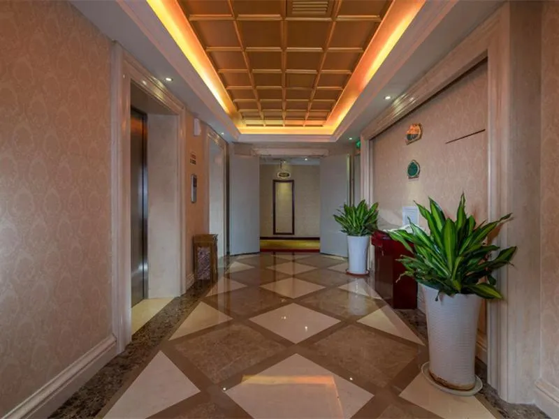 Vienna Hotel Shenzhen Fenghuang Road