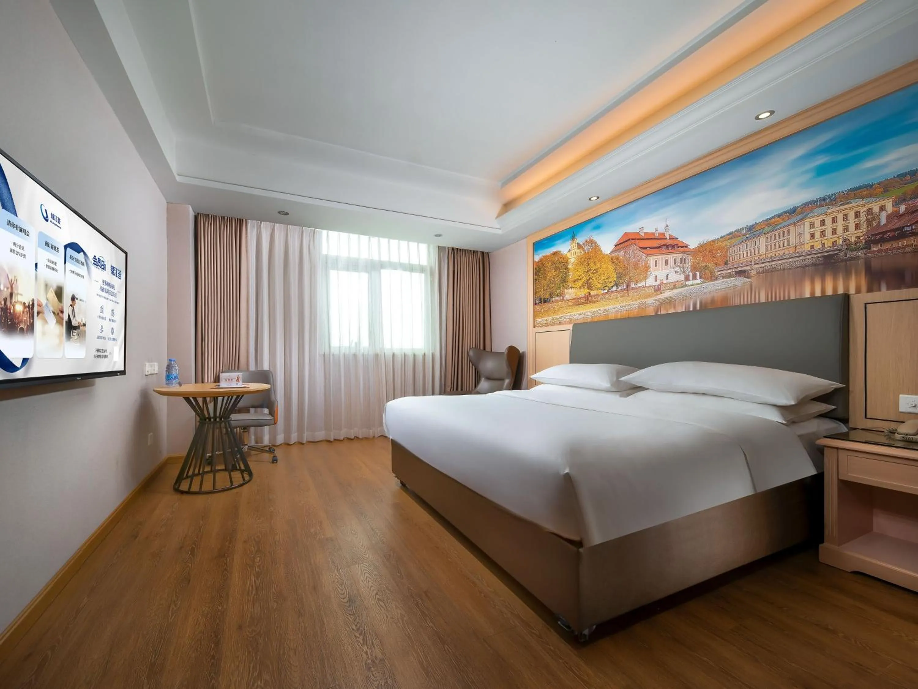Bedroom, Bed in Vienna Hotel Shenzhen Henggang Cuihu Shangzhuang