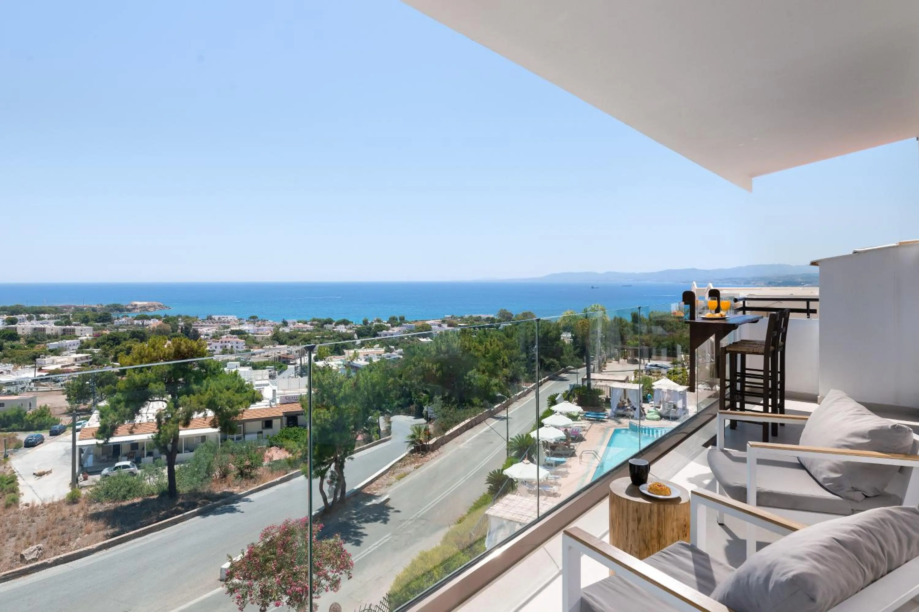 Pefkos View Suites & Maisonette
