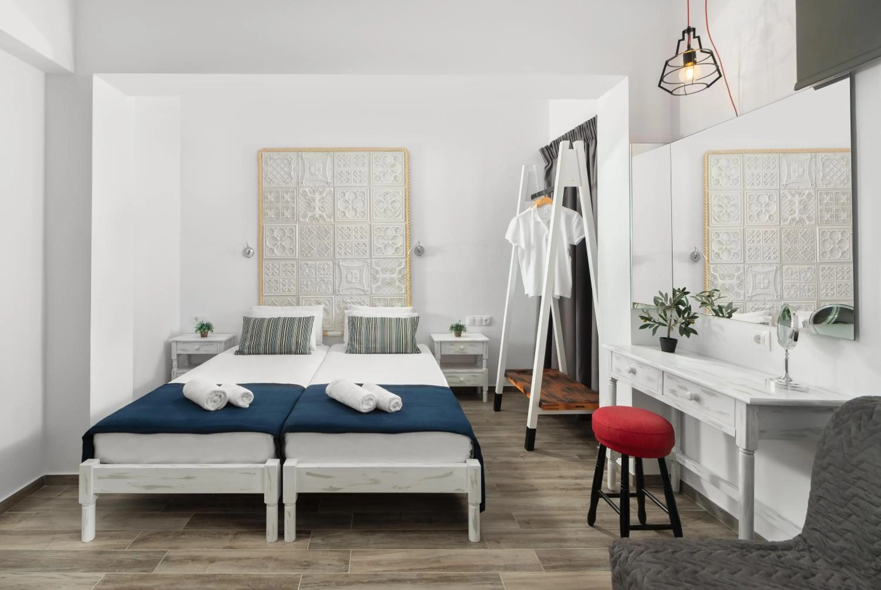 Photo of the whole room, Bed in Pefkos View Suites & Maisonette