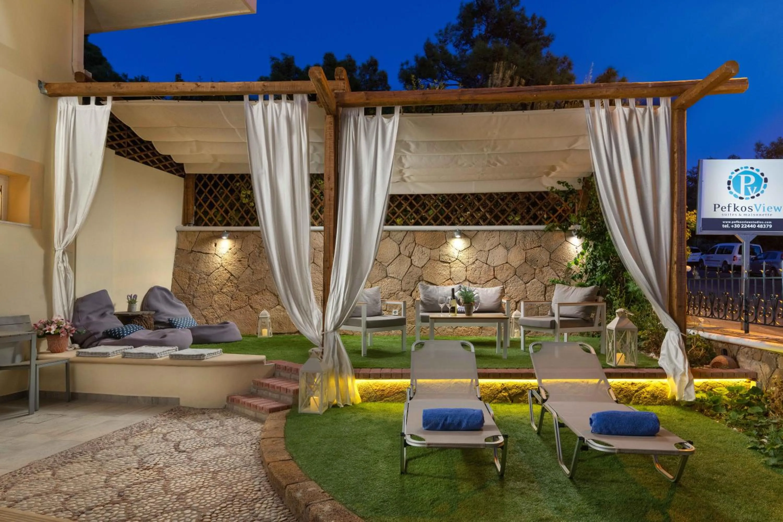 Patio in Pefkos View Suites & Maisonette