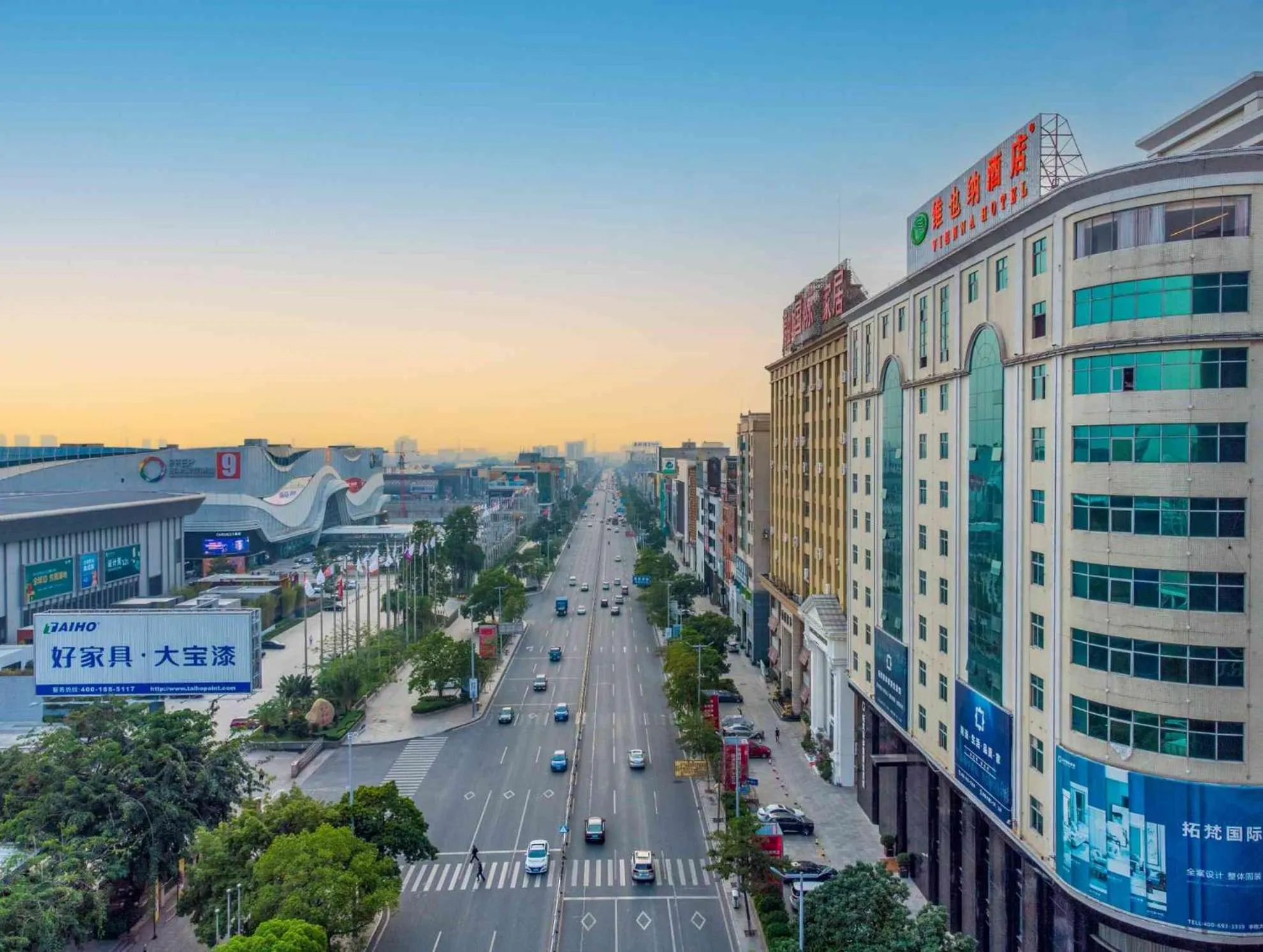 Vienna Hotel Dongguan Houjie Exhibition Center