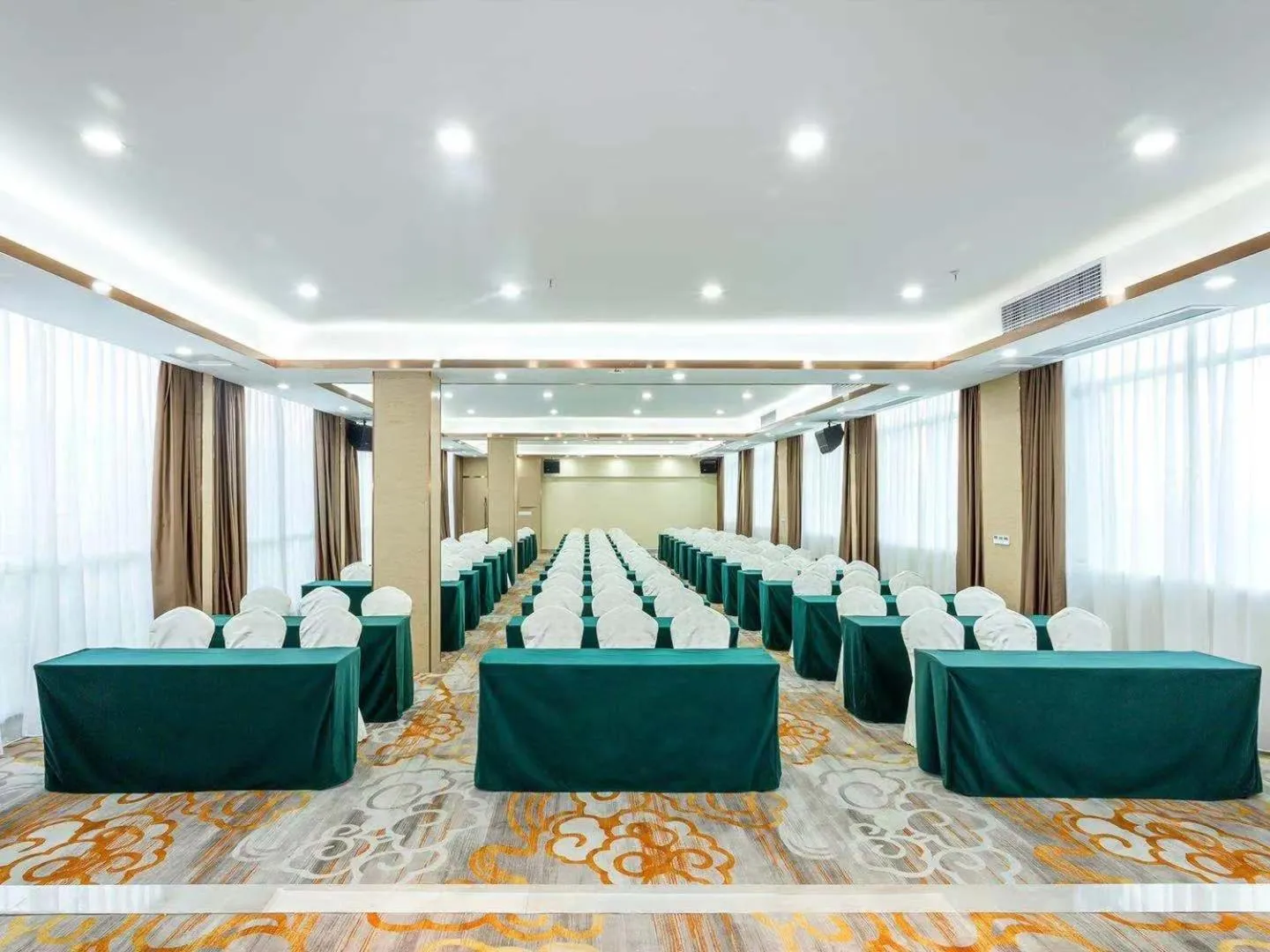 Vienna Hotel Foshan Jihua Road