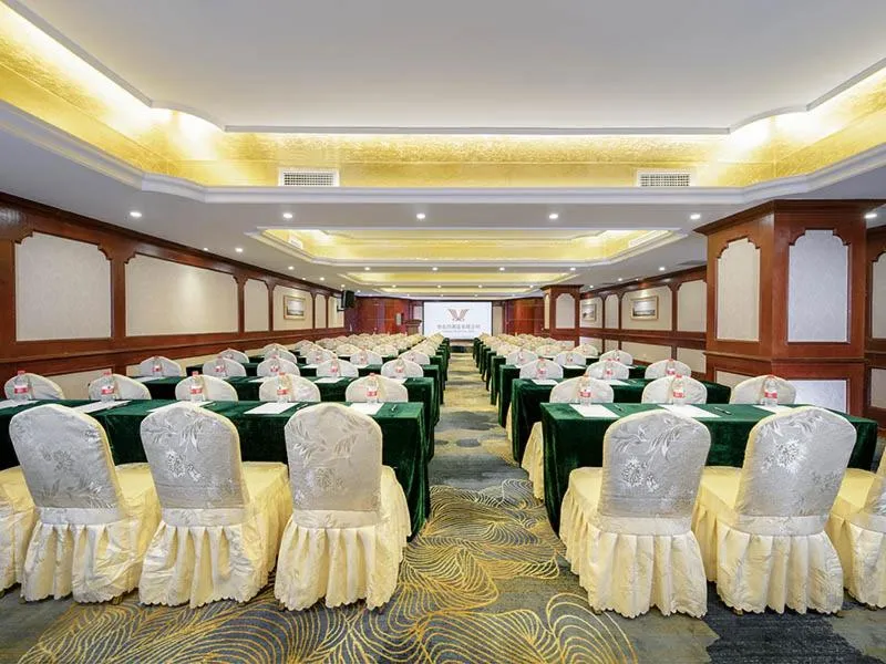 Vienna Hotel Foshan Huangqi