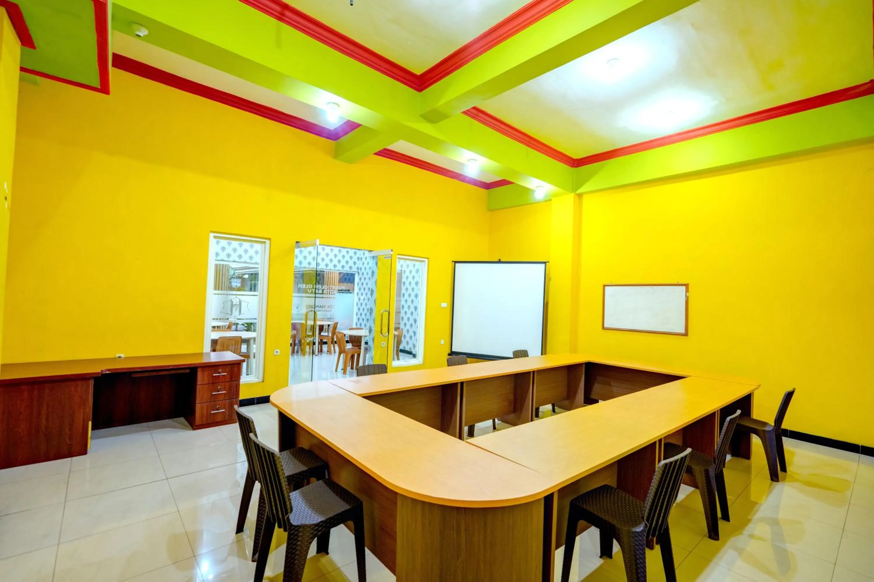 Meeting/conference room in Grand Dream Cita Mandiri Syariah