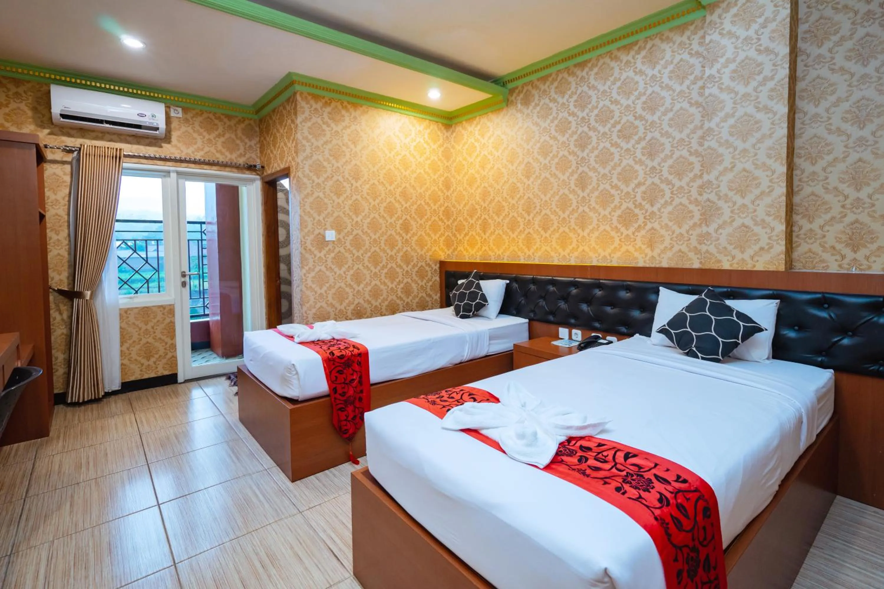 Bed in Grand Dream Cita Mandiri Syariah