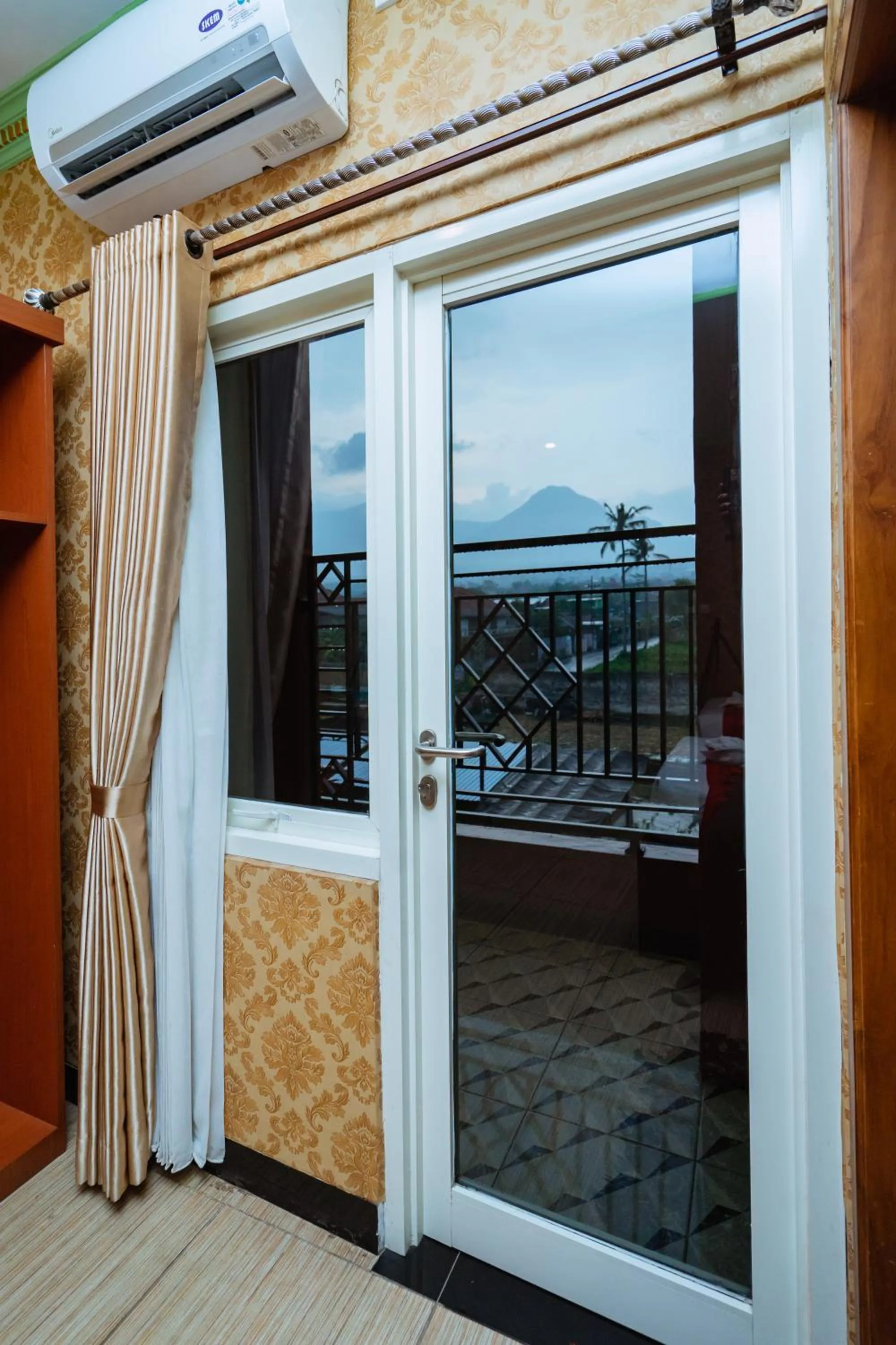 Day in Grand Dream Cita Mandiri Syariah