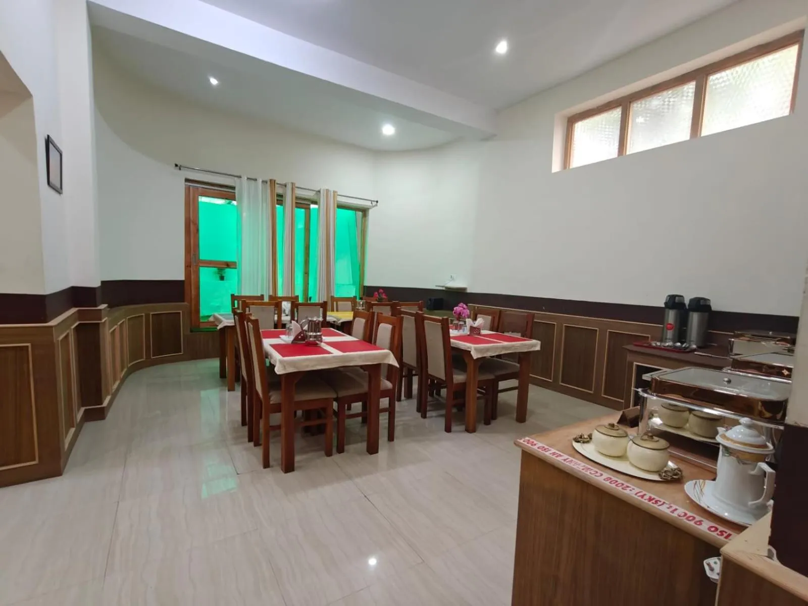 Restaurant/places to eat in Hotel Sambhava Inn, Leh