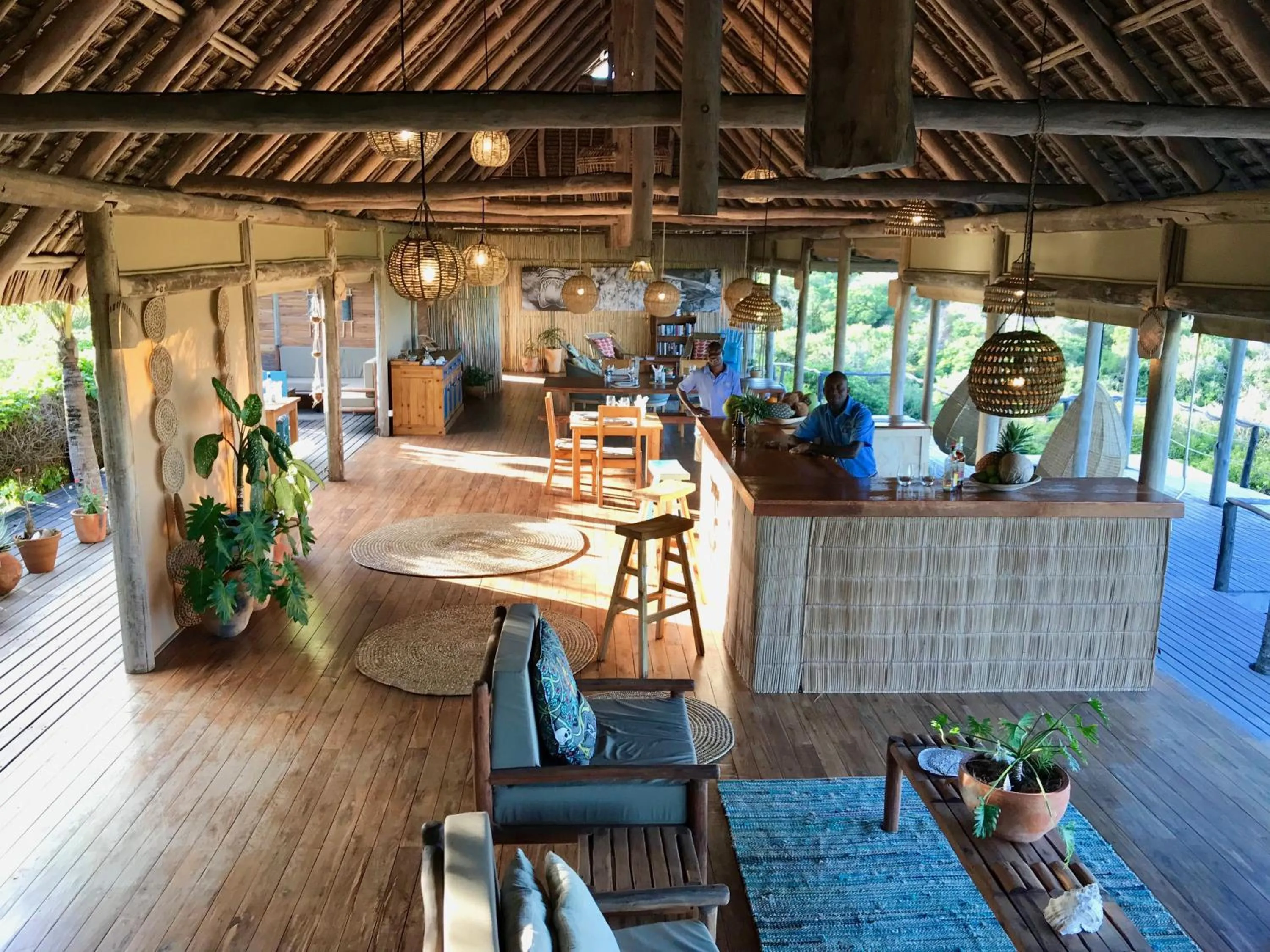 Restaurant/places to eat in Travessia Beach Lodge