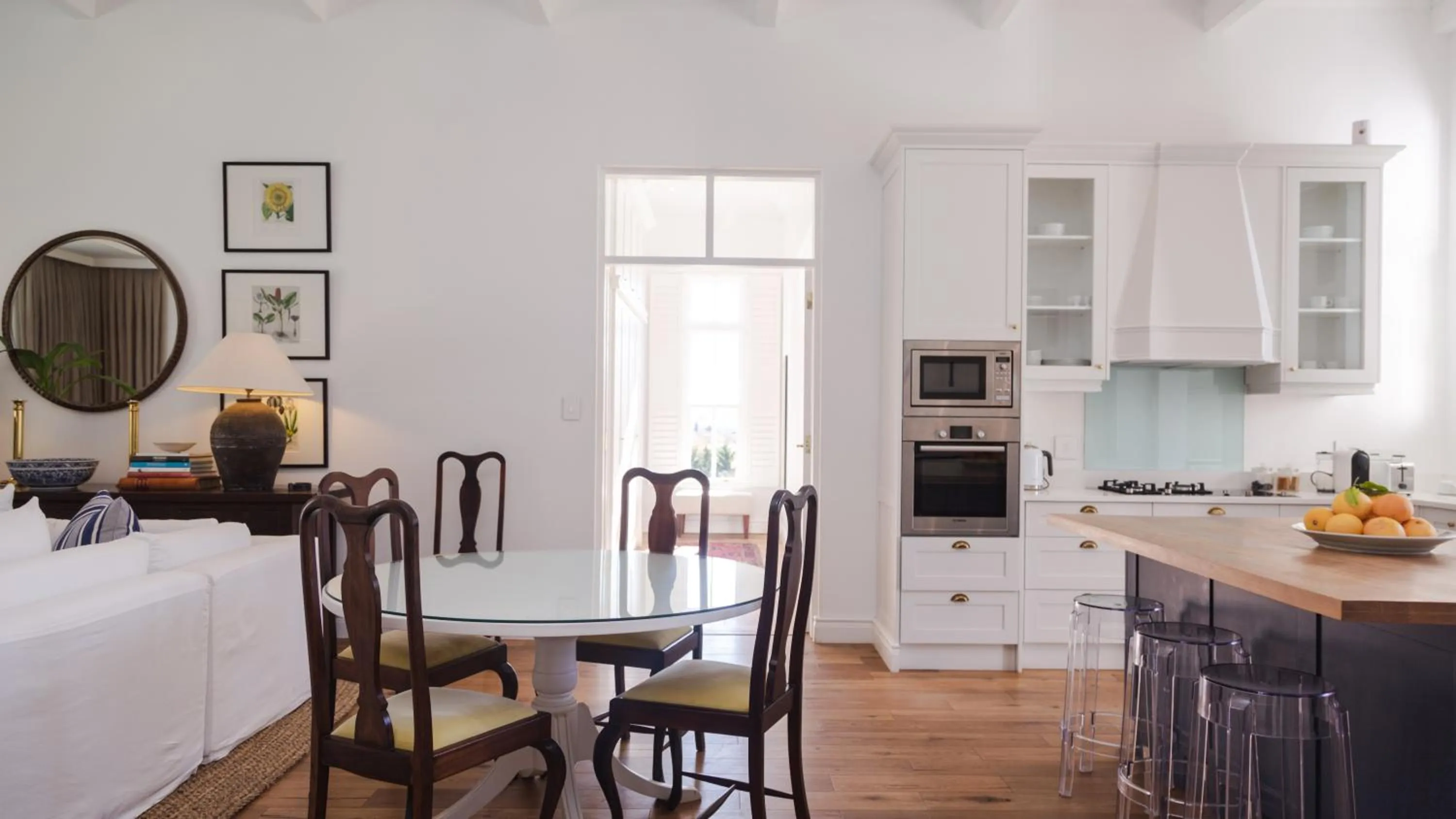 Lily Pond House at Le Lude