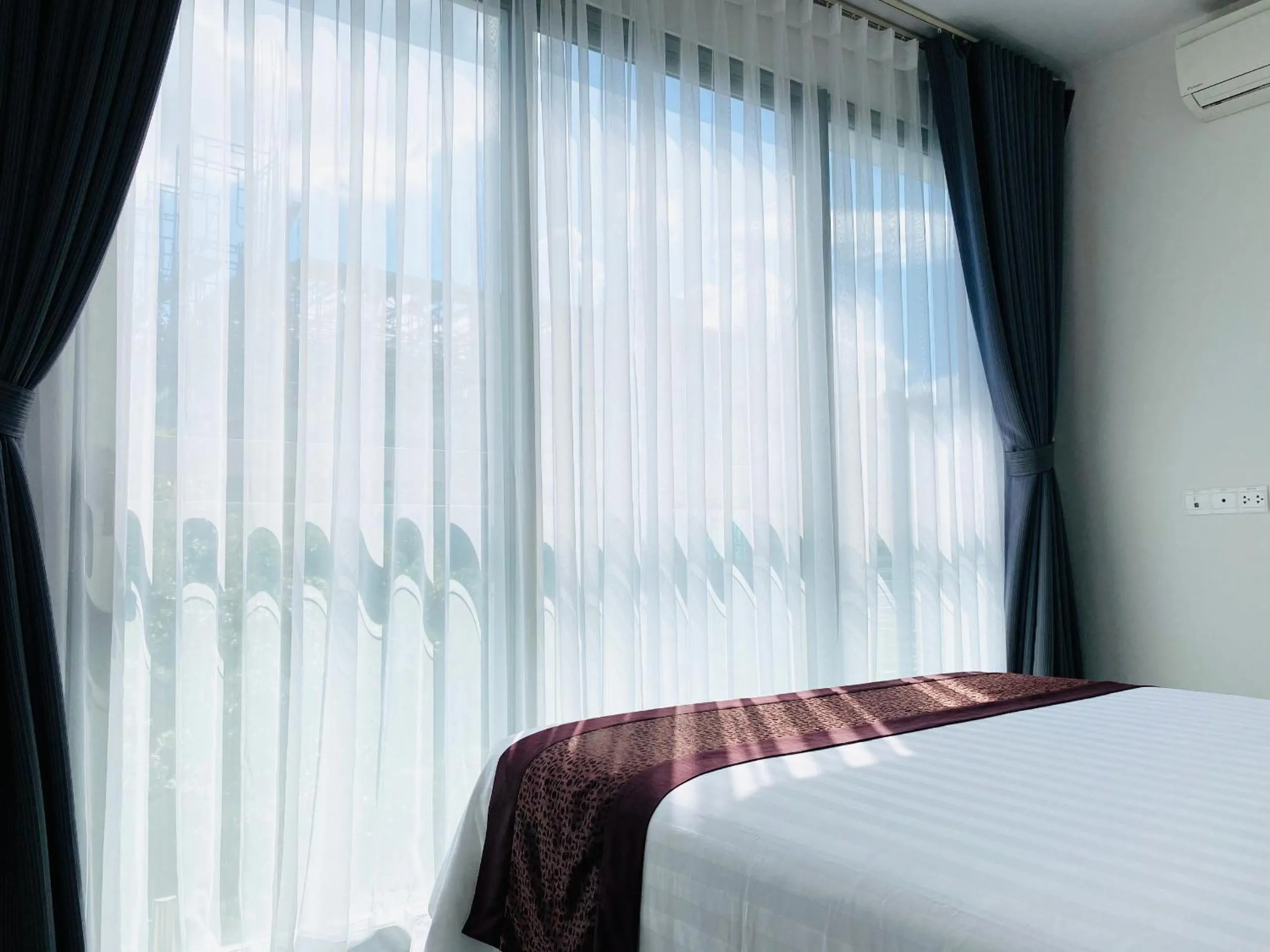 Bedroom, Bed in Glenwood Suites