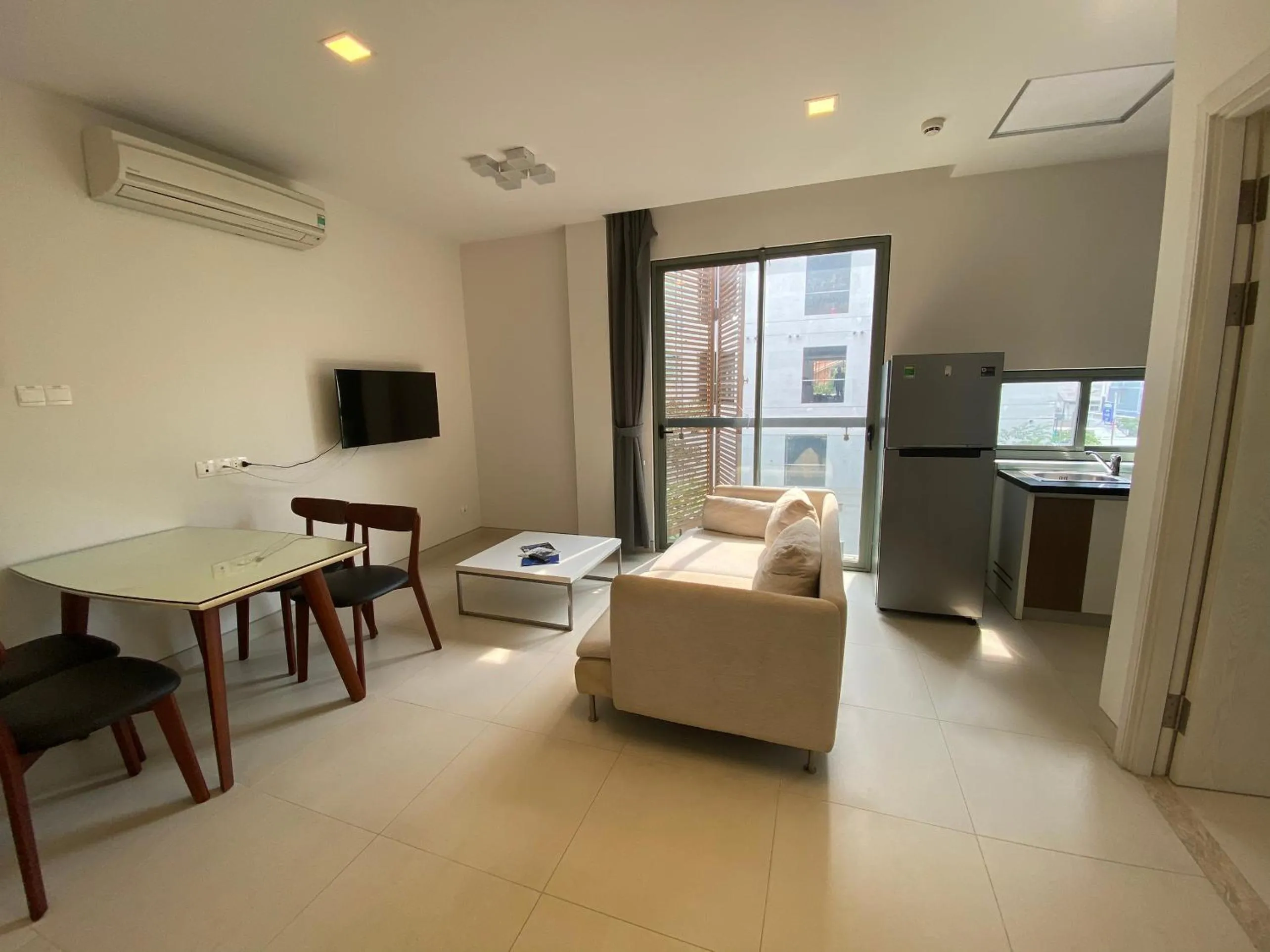 Living room in Glenwood Suites