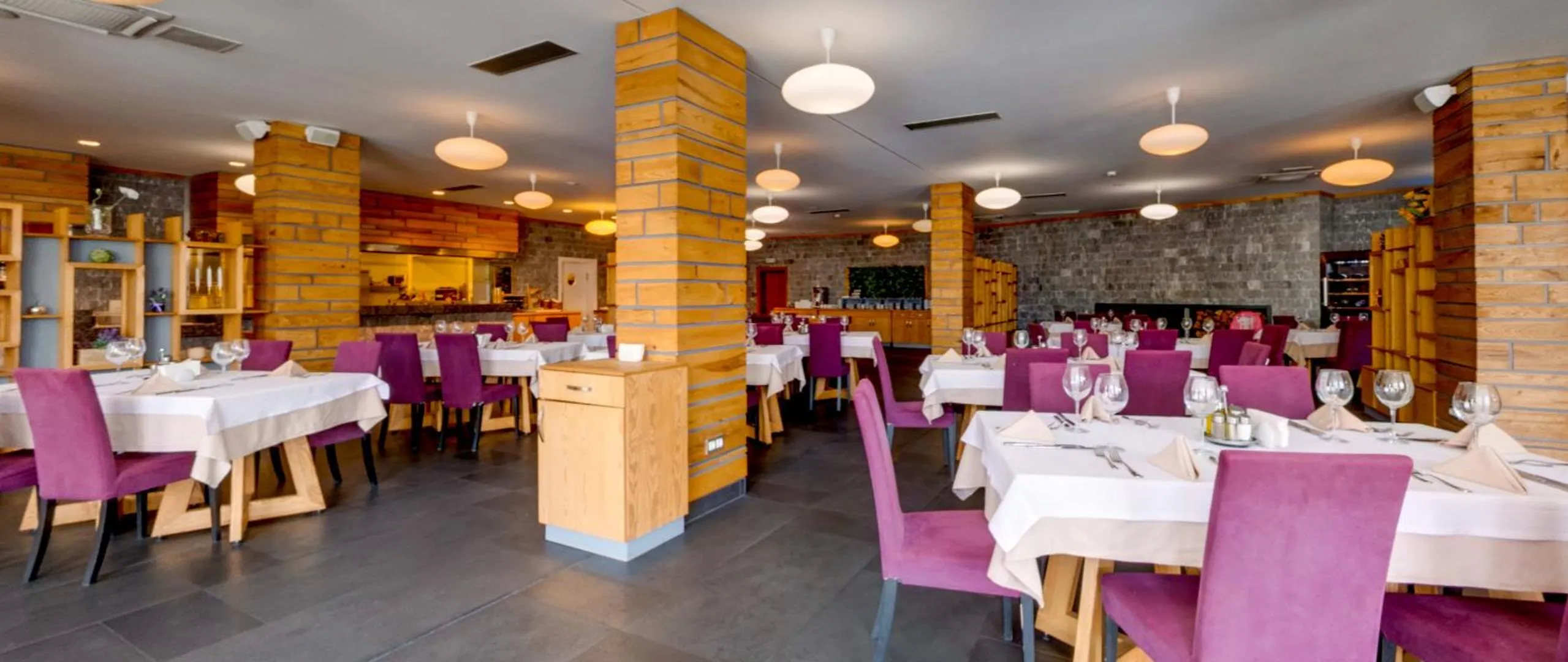 Restaurant/places to eat in Ruskovets Thermal SPA & Ski Resort