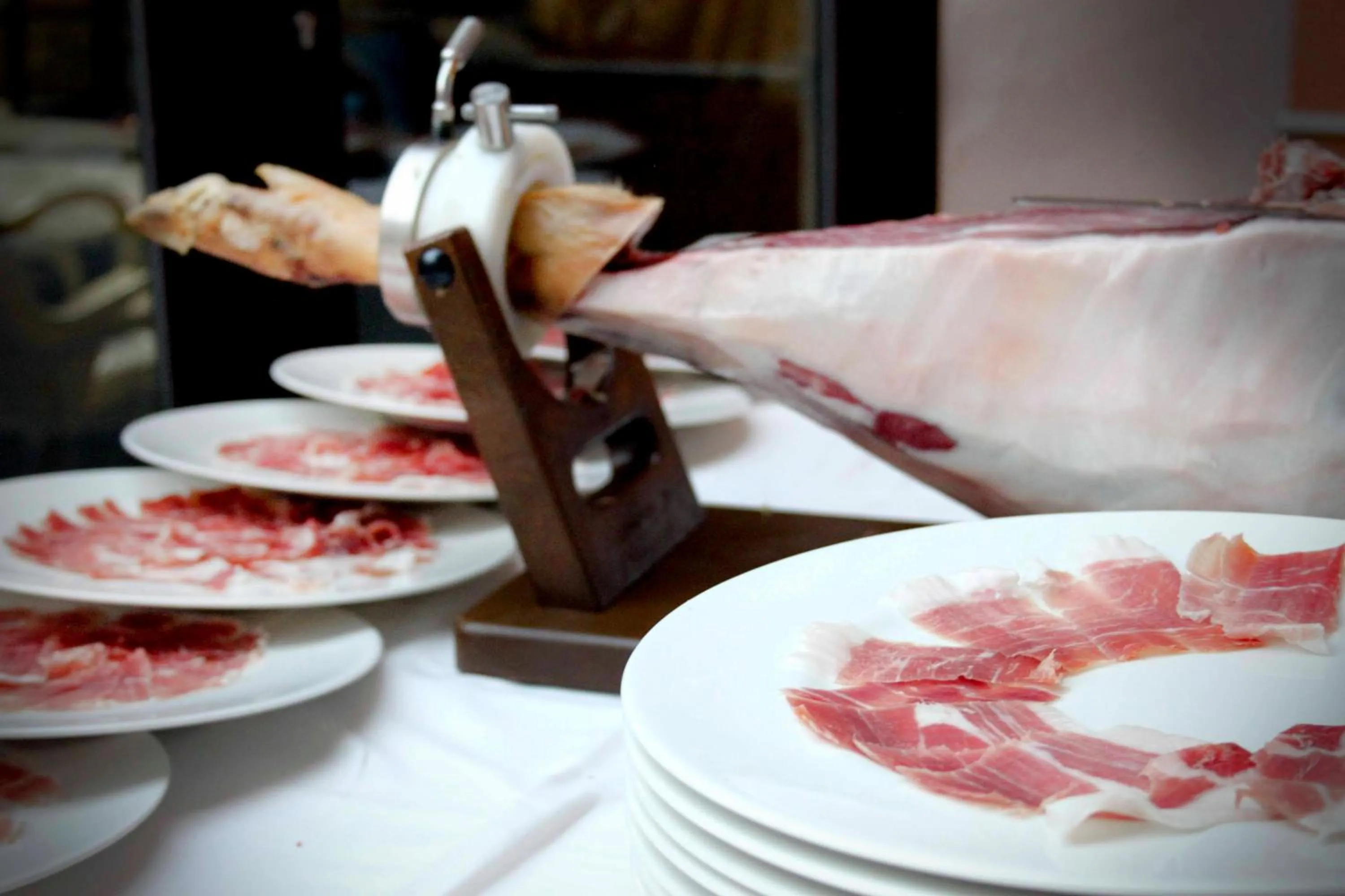 Evening entertainment in Hotel Zerbinetta