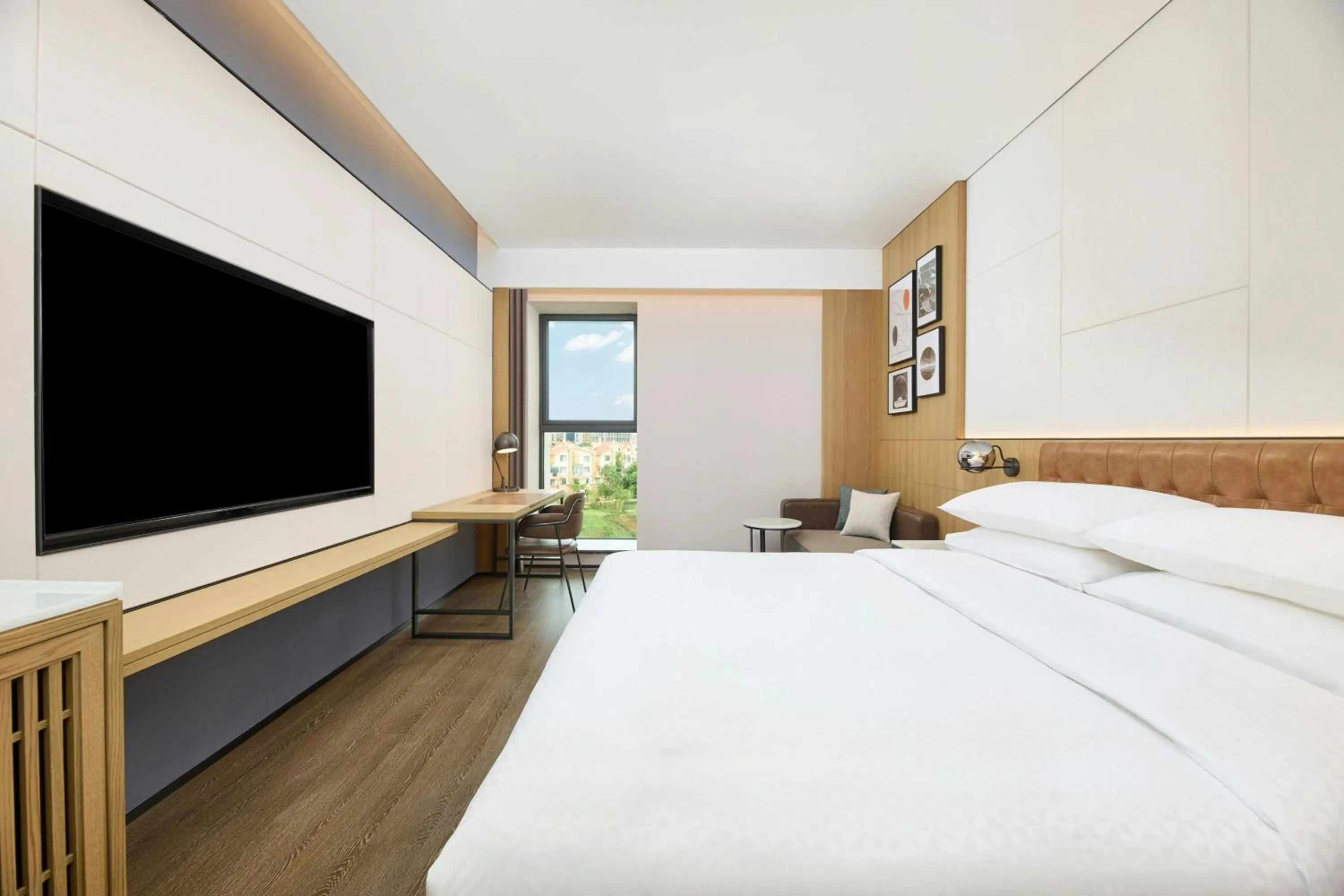 Bedroom, Bed in Four Points by Sheraton Kunming Changshui Airport