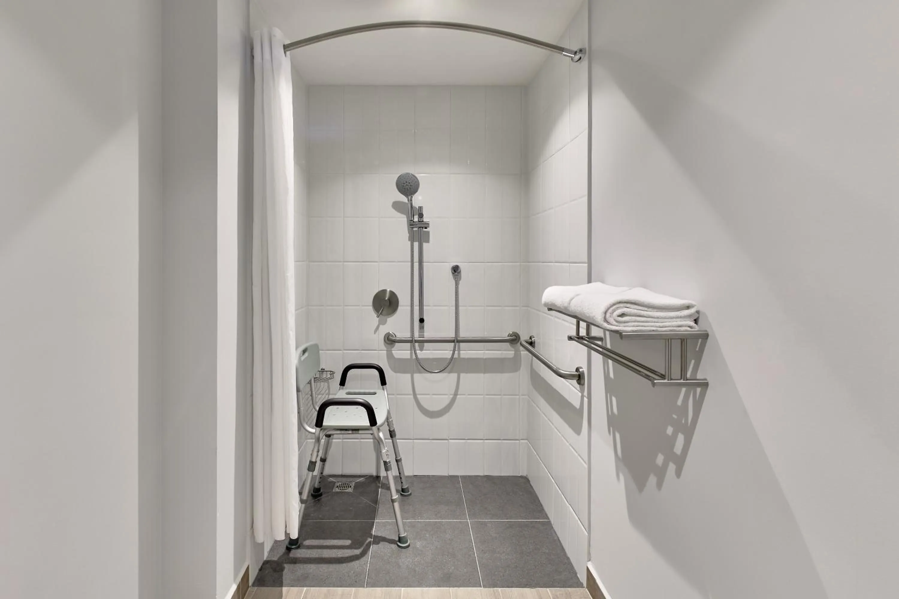 One Ciudad Juarez Alameda Iglesias