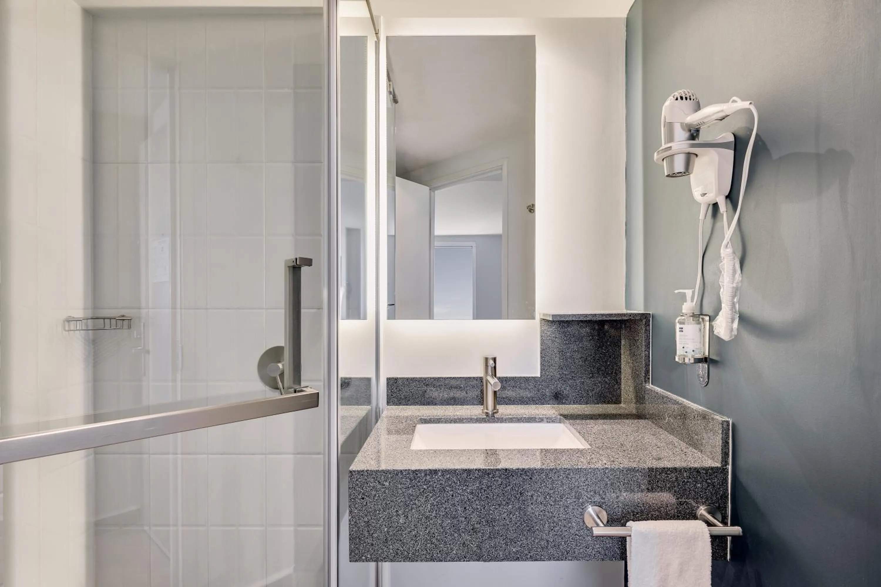 One Ciudad Juarez Alameda Iglesias